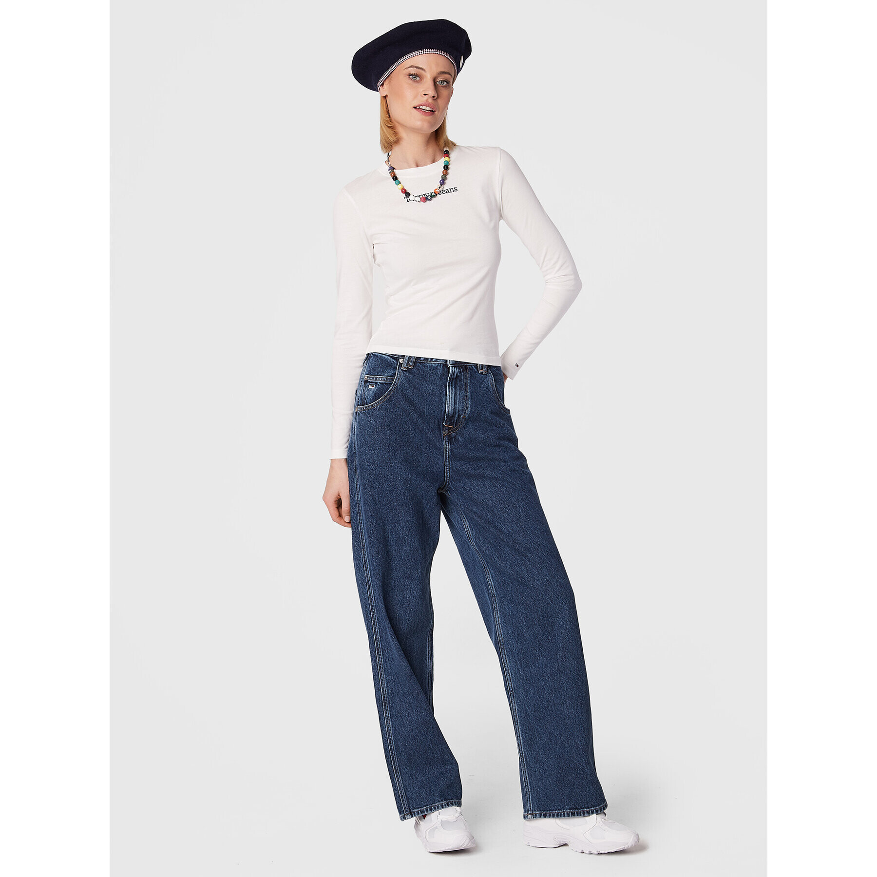 Tommy Jeans Блуза Baby Serif Linear DW0DW14363 Бял Regular Fit - Pepit.bg