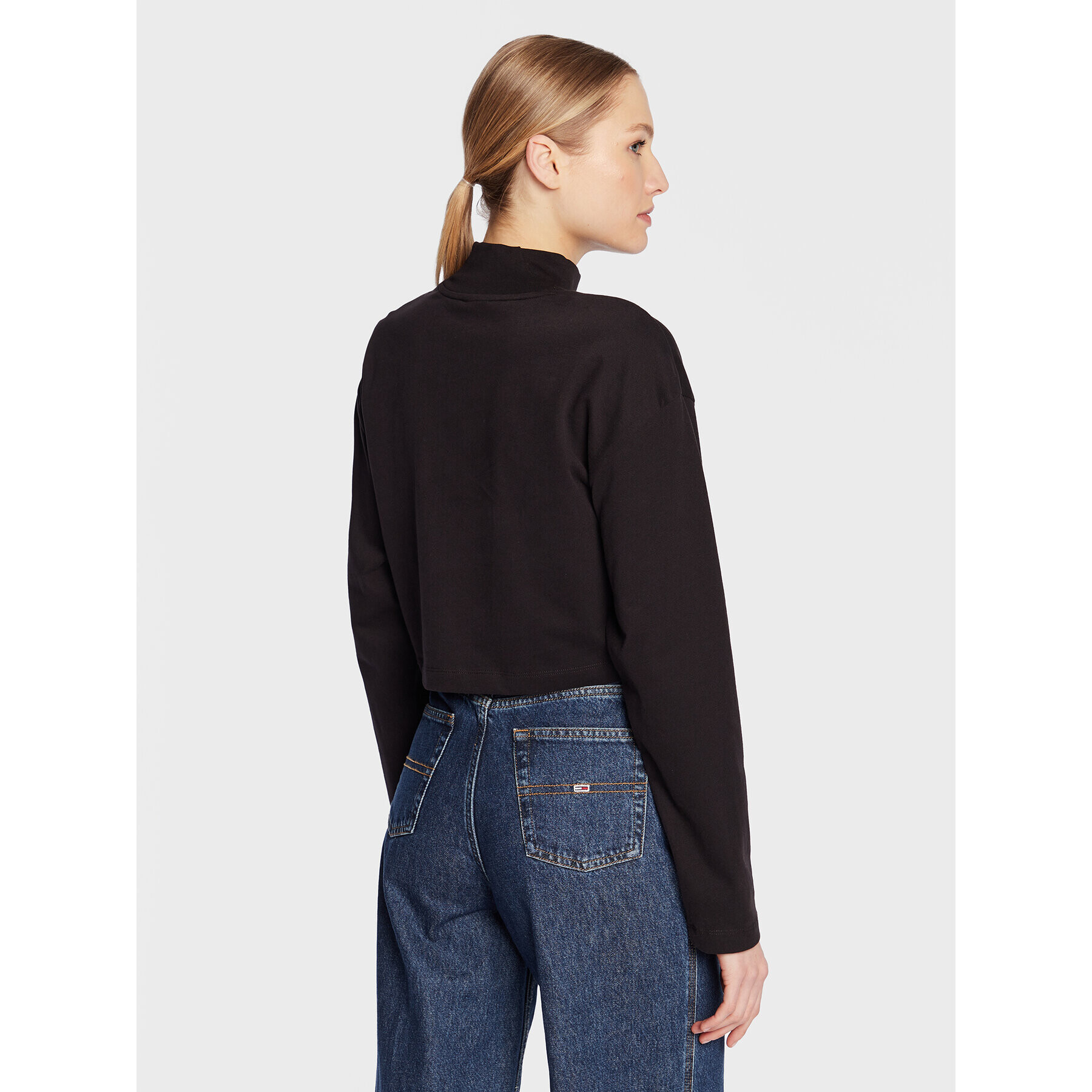 Tommy Jeans Блуза Badge DW0DW14884 Черен Regular Fit - Pepit.bg