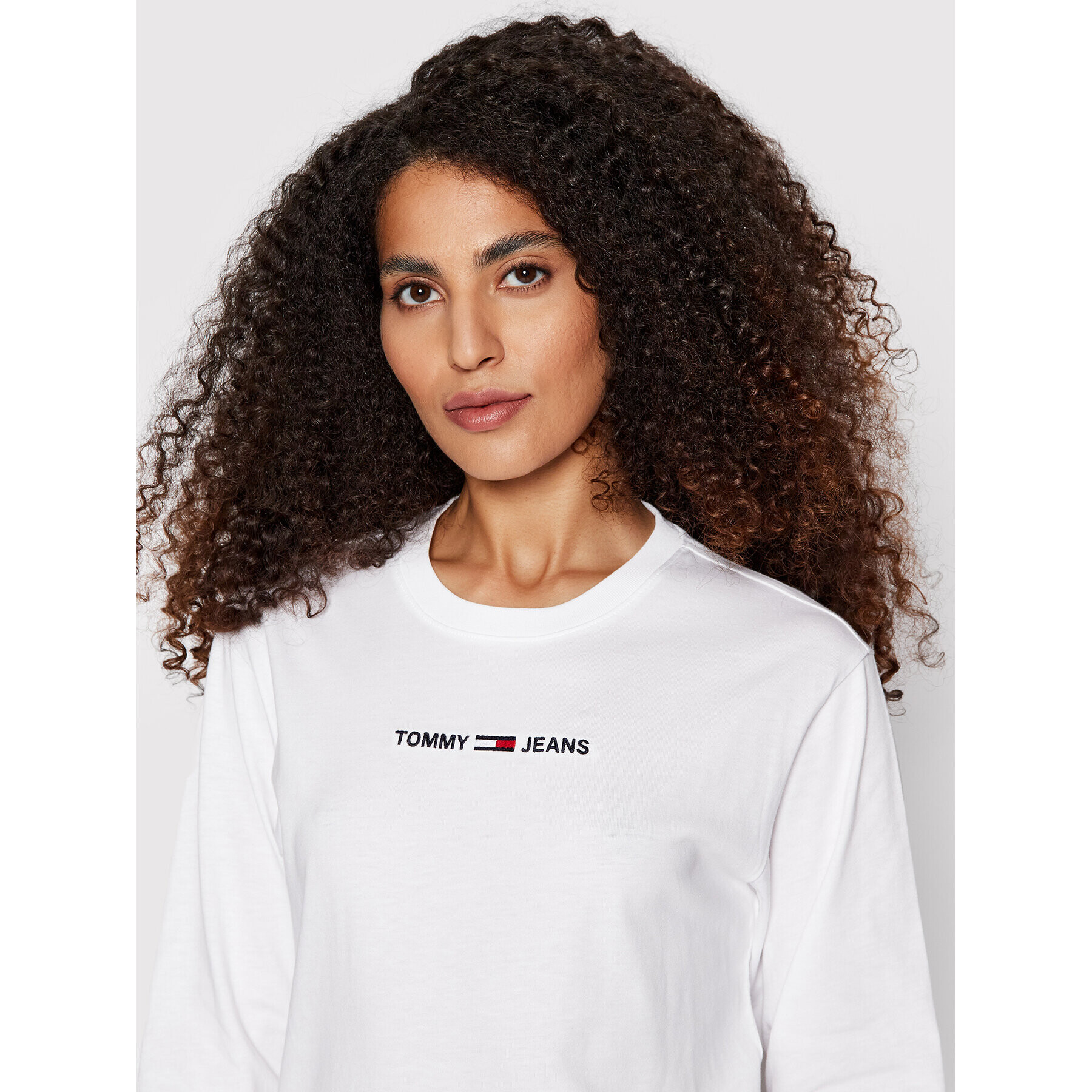 Tommy Jeans Блуза Linear Logo DW0DW12832 Бял Regular Fit - Pepit.bg