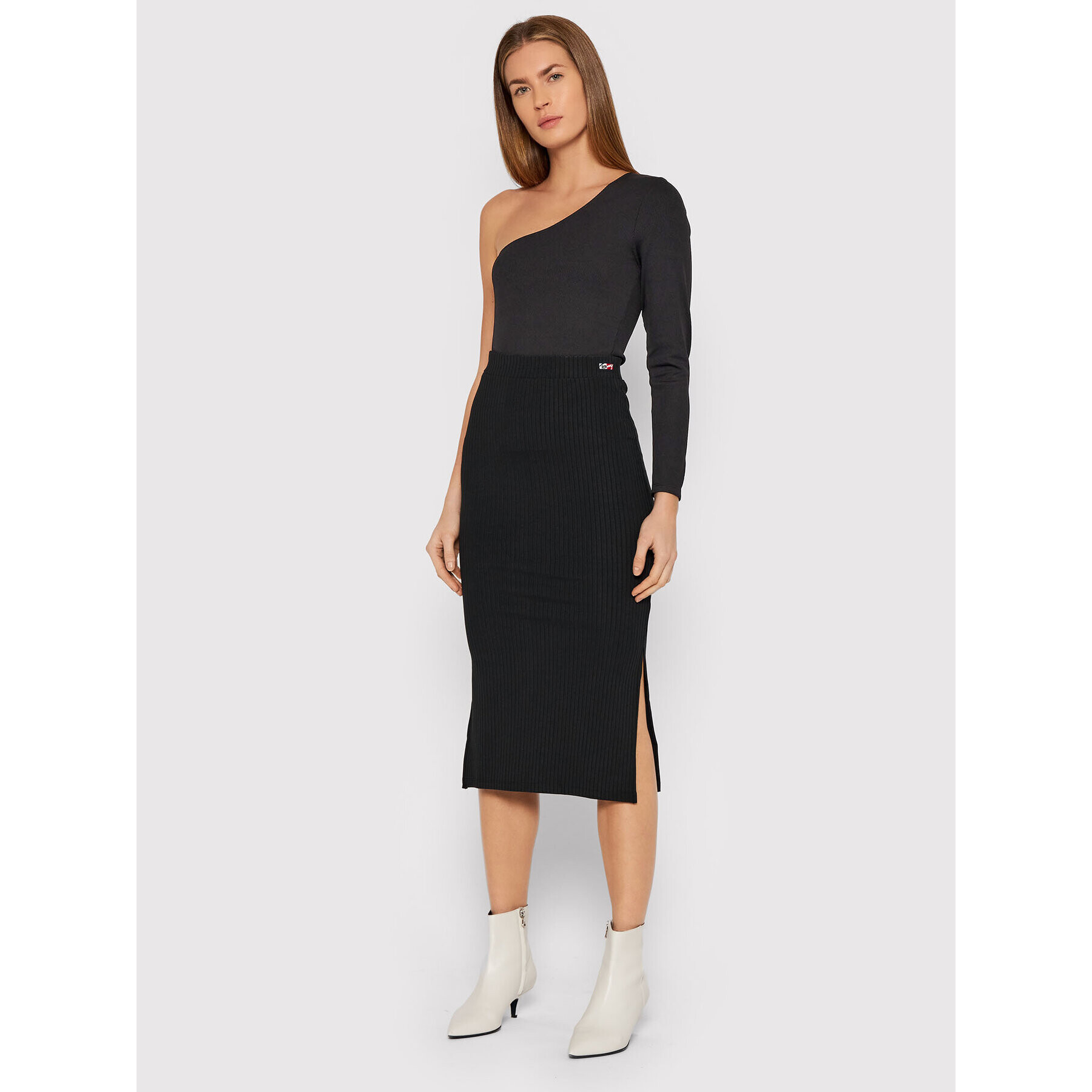 Tommy Jeans Блуза Tiny DW0DW11041 Черен Slim Fit - Pepit.bg