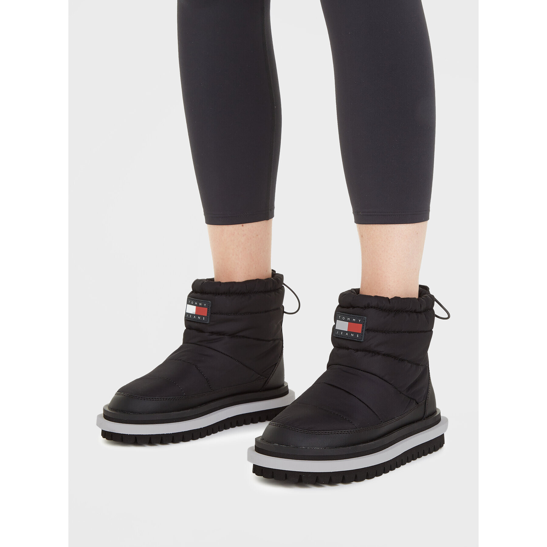 Tommy Jeans Боти Tjw Padded Flat Boot EN0EN02292 Черен - Pepit.bg