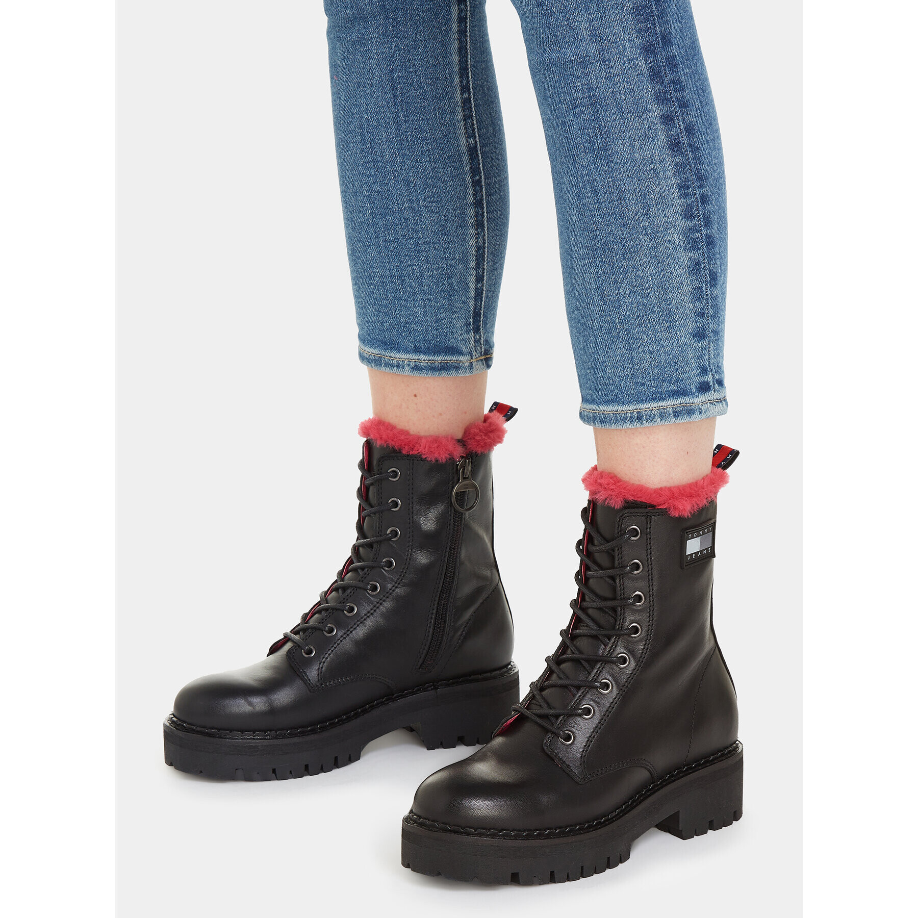 Tommy Jeans Боти Tjw W Urban Boot Smooth Ltr Wl EN0EN02402 Черен - Pepit.bg