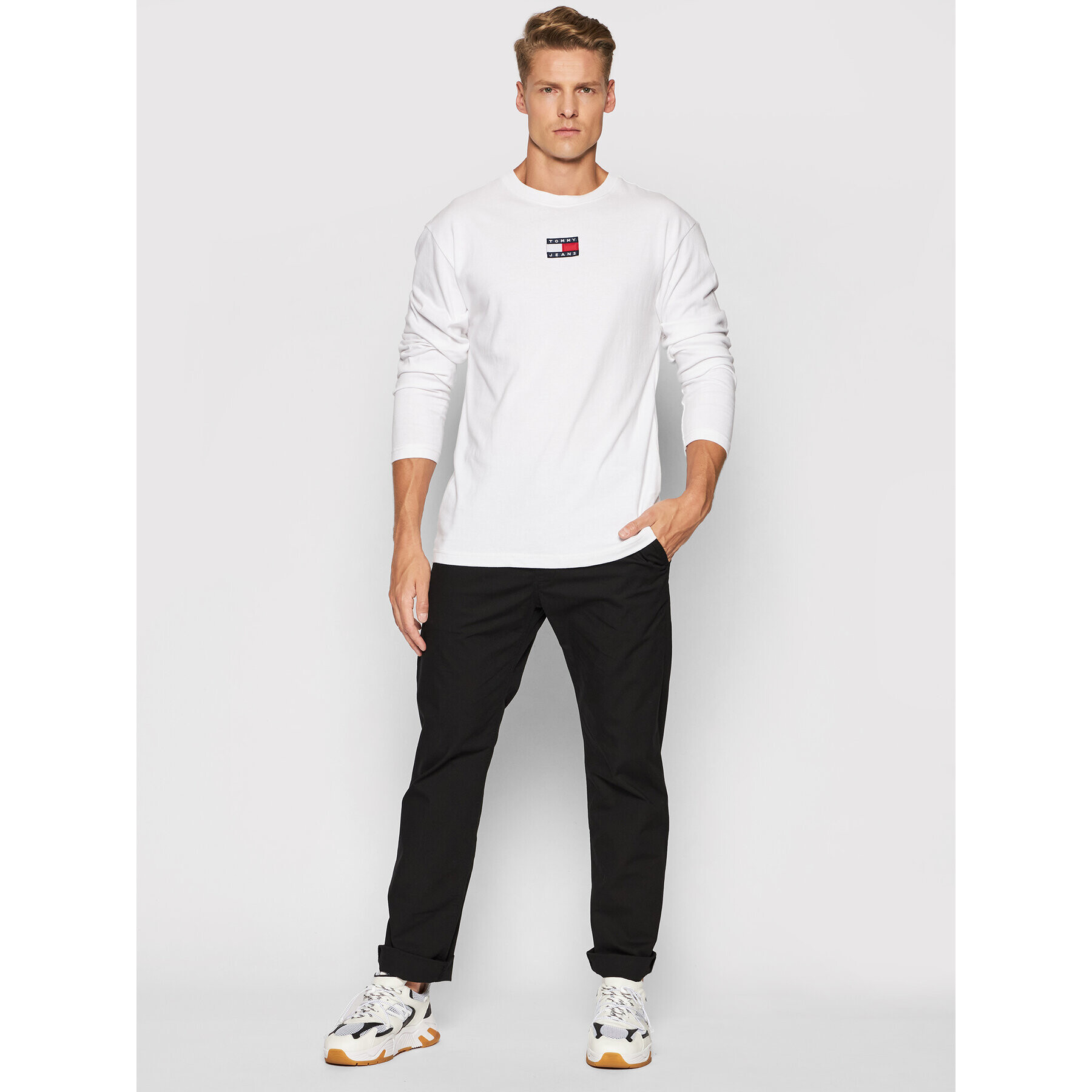 Tommy Jeans Чино панталони Ethan DM0DM10119 Черен Regular Fit - Pepit.bg