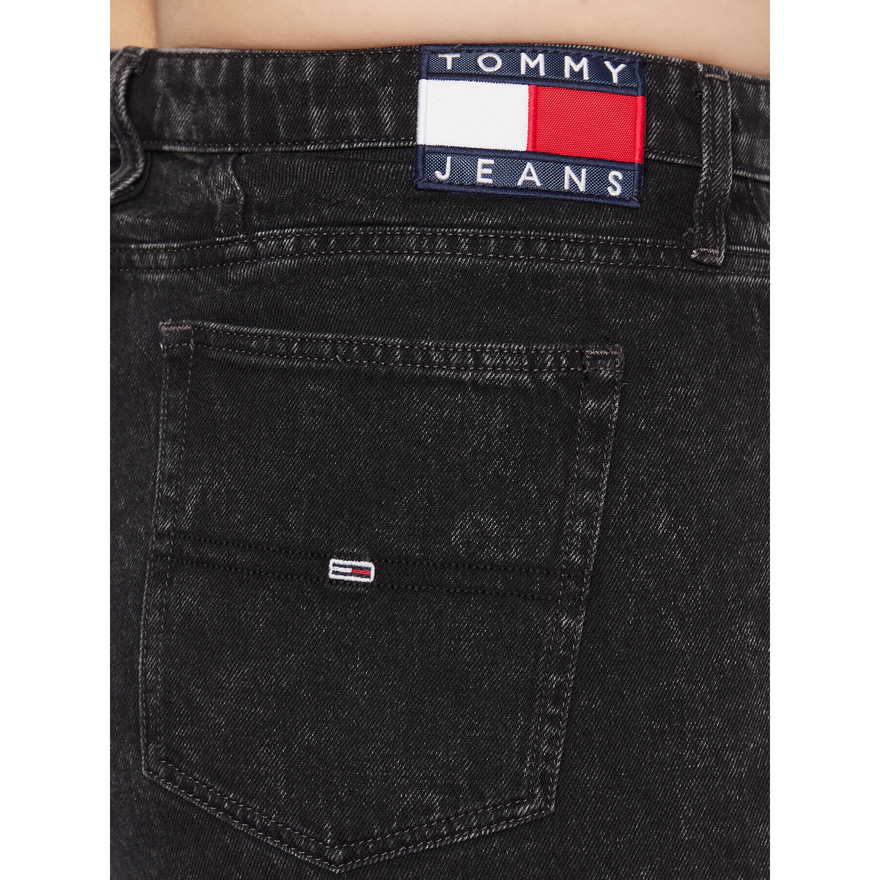 Tommy Jeans Curve Дънки Mom DW0DW13772 Черен Mom Fit - Pepit.bg