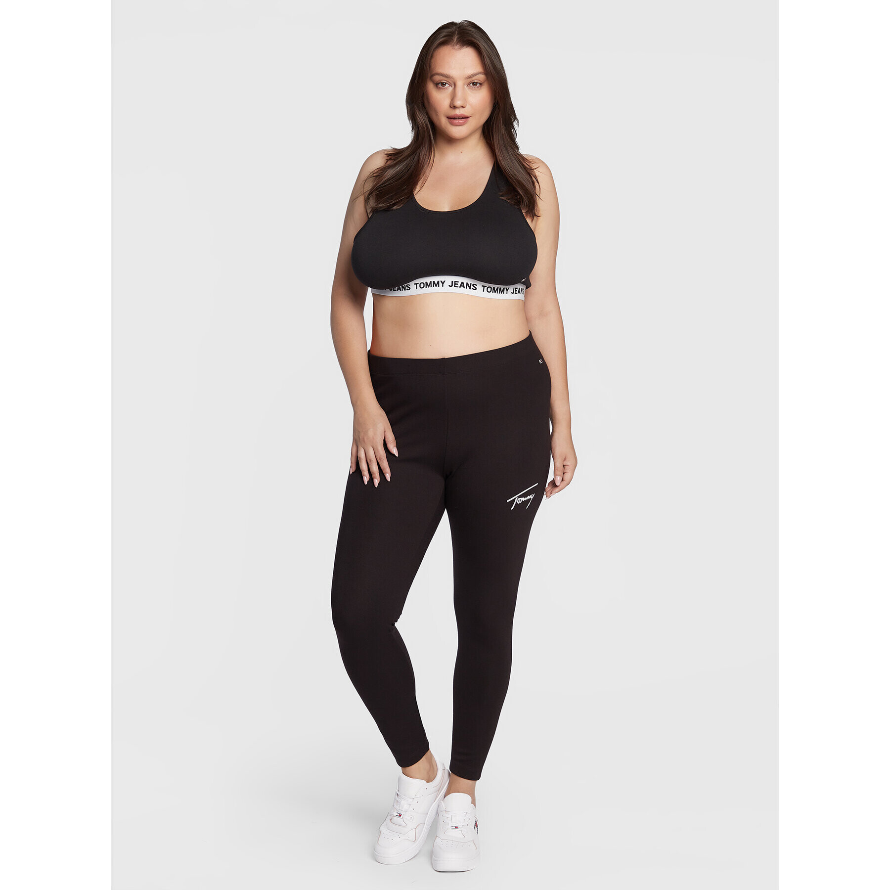 Tommy Jeans Curve топ Logo DW0DW13157 Черен Cropped Fit - Pepit.bg