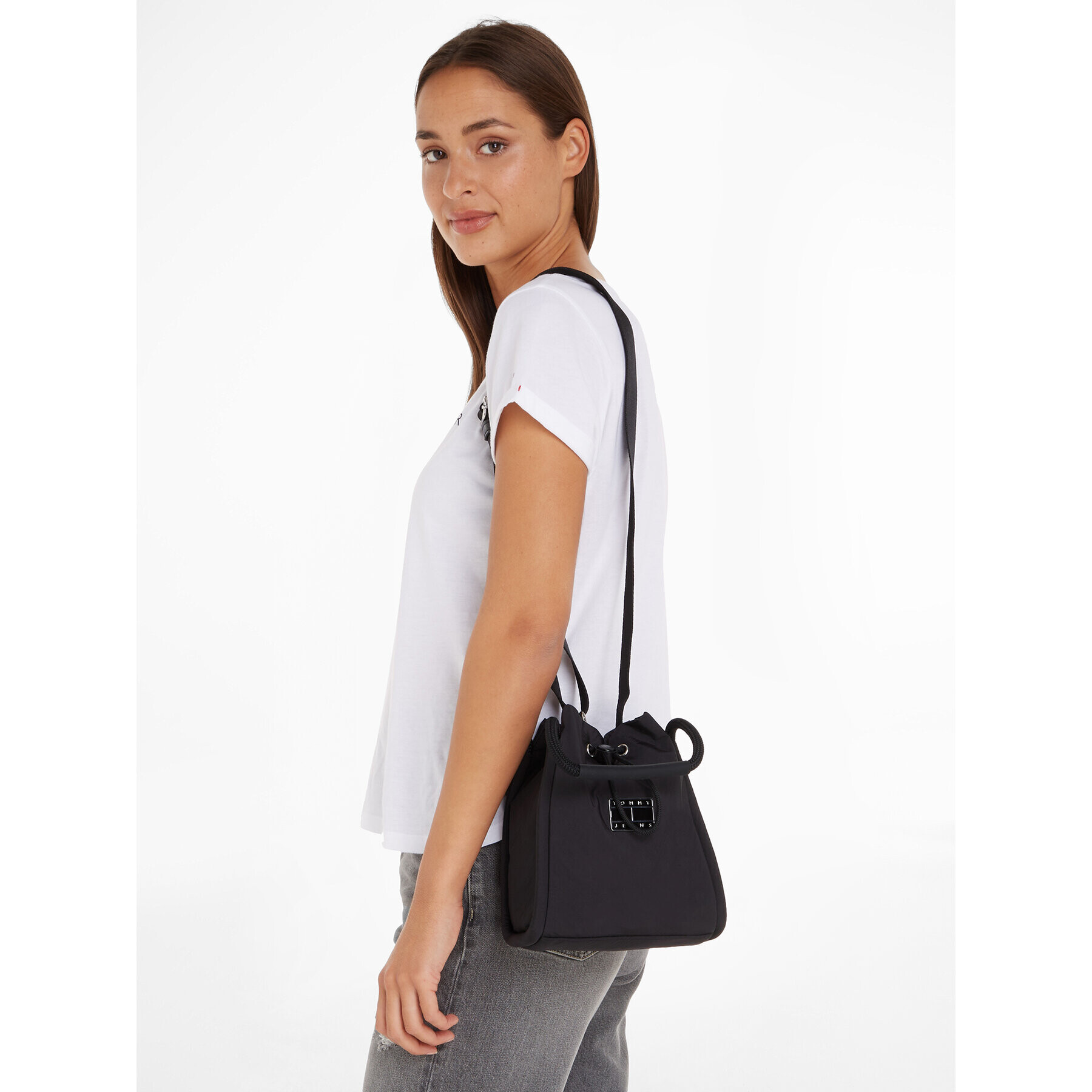 Tommy Jeans Дамска чанта Tjw Summer Festival Bucket Bag AW0AW14963 Черен - Pepit.bg