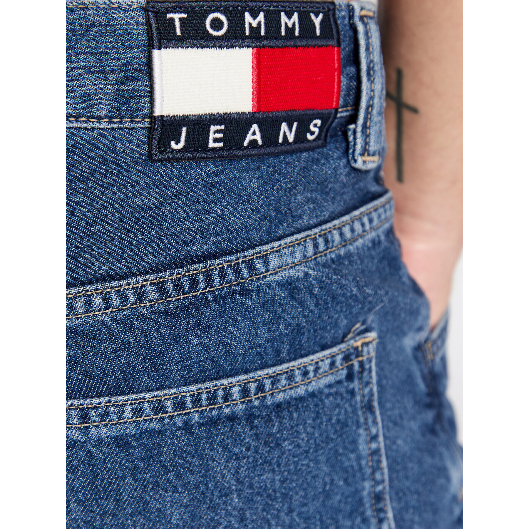 Tommy Jeans Дънки Aiden DM0DM15603 Син Baggy Fit - Pepit.bg