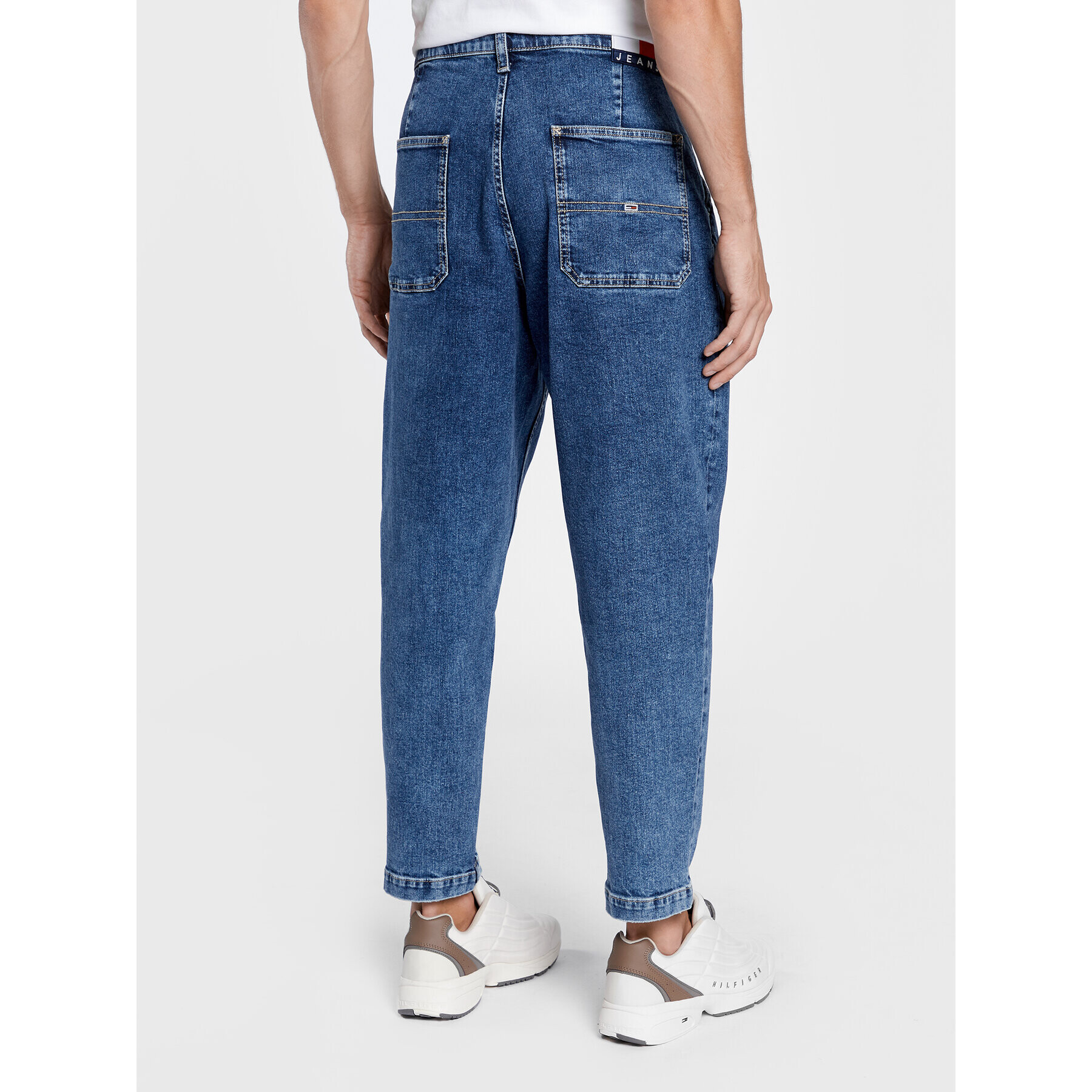 Tommy Jeans Дънки DM0DM13688 Син Tapered Fit - Pepit.bg