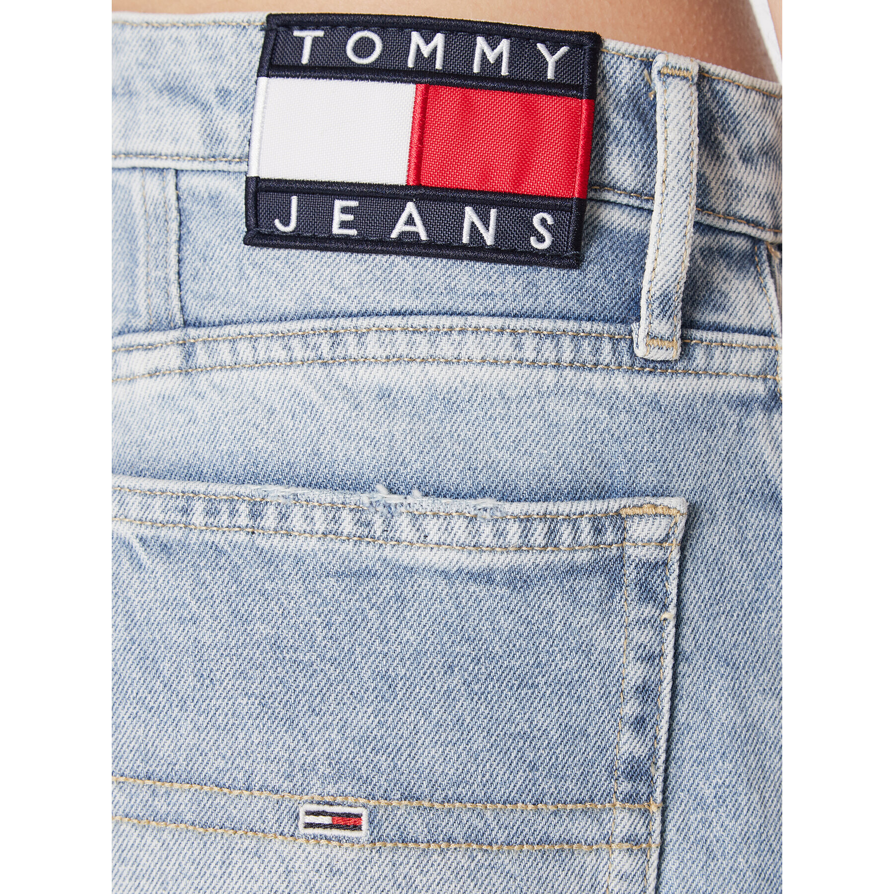 Tommy Jeans Дънки DW0DW14774 Син Mom Fit - Pepit.bg