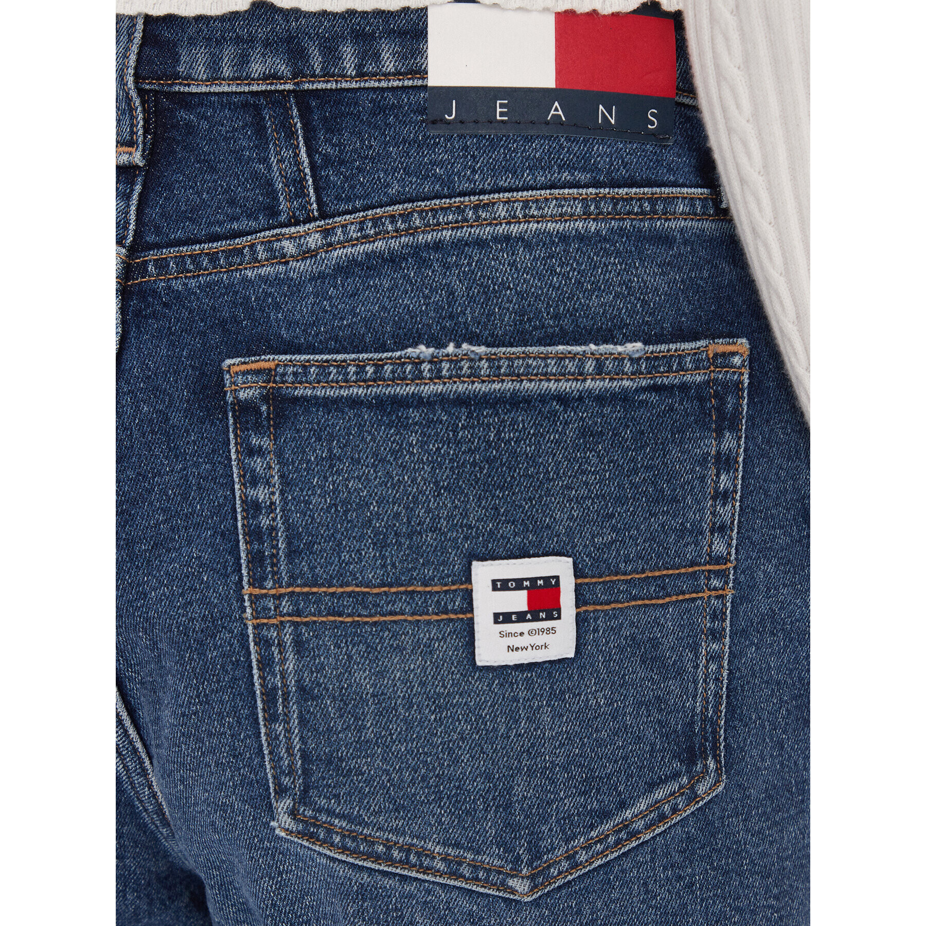 Tommy Jeans Дънки DW0DW16972 Син Mom Fit - Pepit.bg