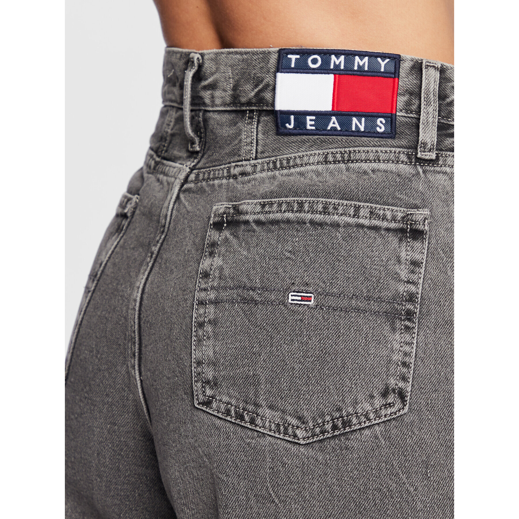 Tommy Jeans Дънки Jean DW0DW14115 Сив Mom Fit - Pepit.bg