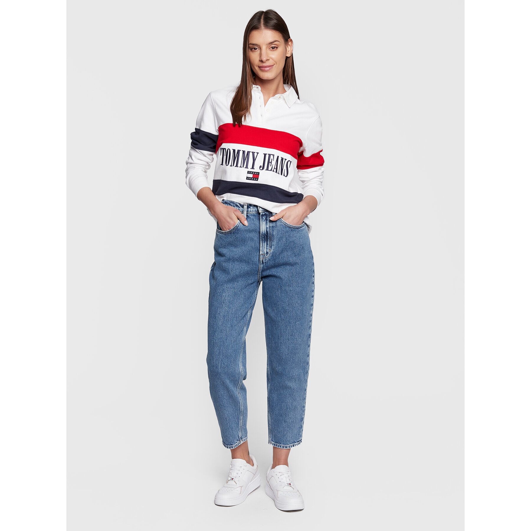 Tommy Jeans Дънки Mom Jean DW0DW14785 Син Relaxed Fit - Pepit.bg