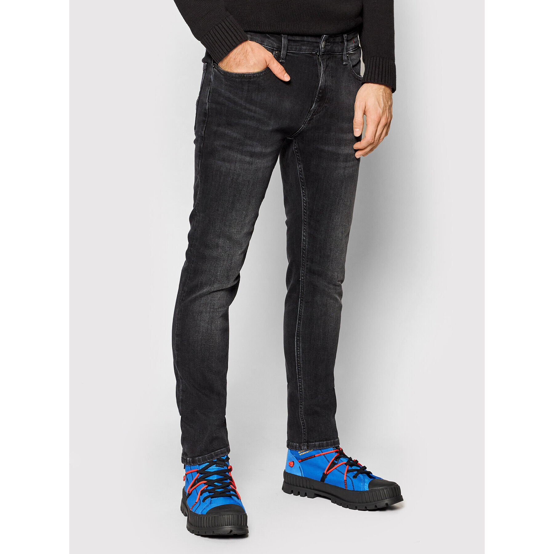 Tommy Jeans Дънки Scanton DM0DM11143 Черен Slim Fit - Pepit.bg