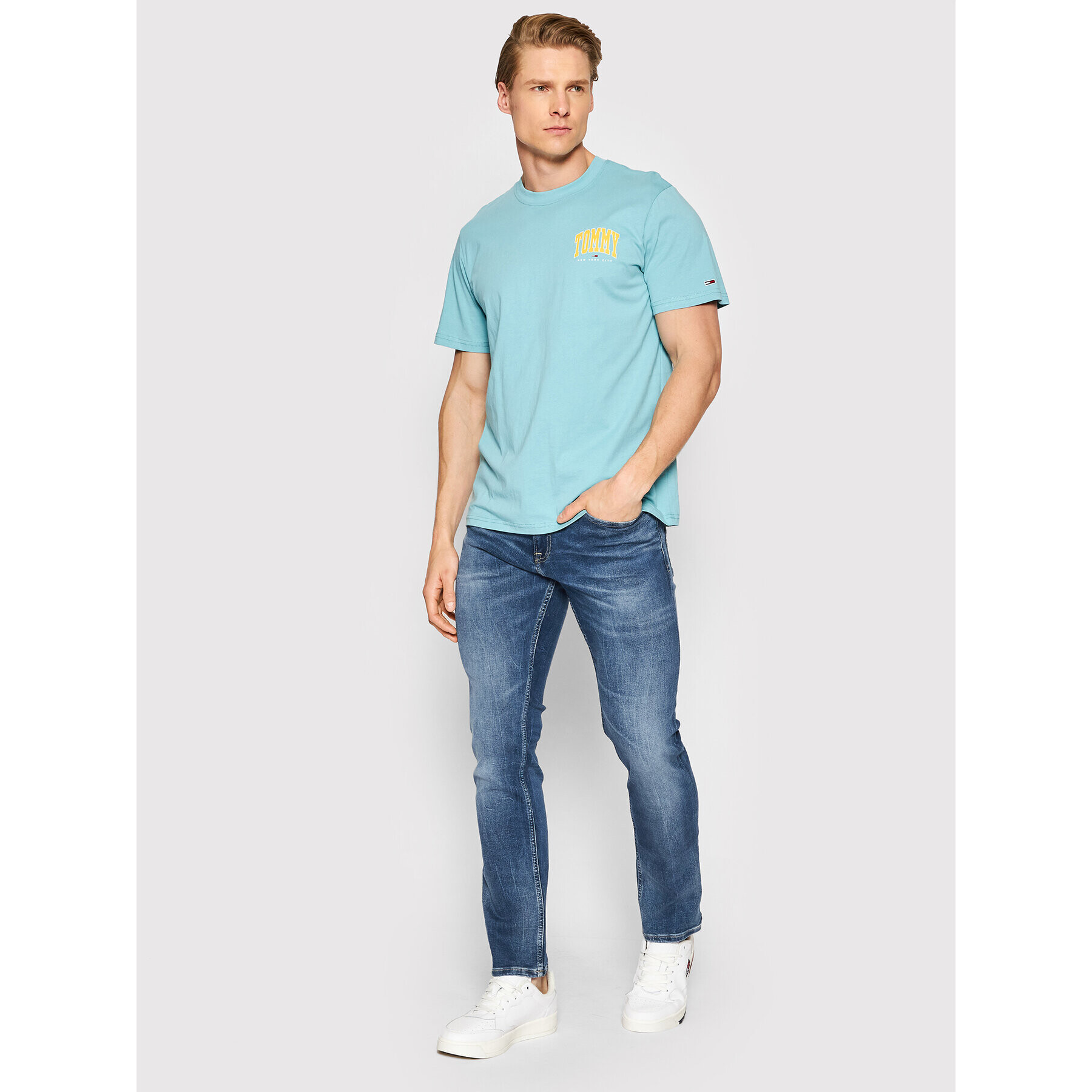 Tommy Jeans Дънки Scanton DM0DM13209 Тъмносин Slim Fit - Pepit.bg