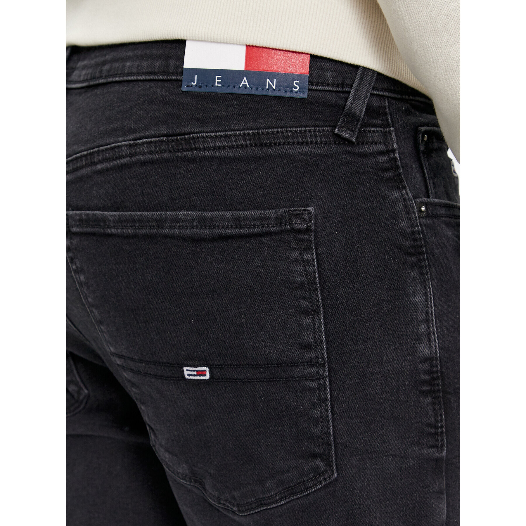 Tommy Jeans Дънки Scanton DM0DM18105 Черен Slim Fit - Pepit.bg