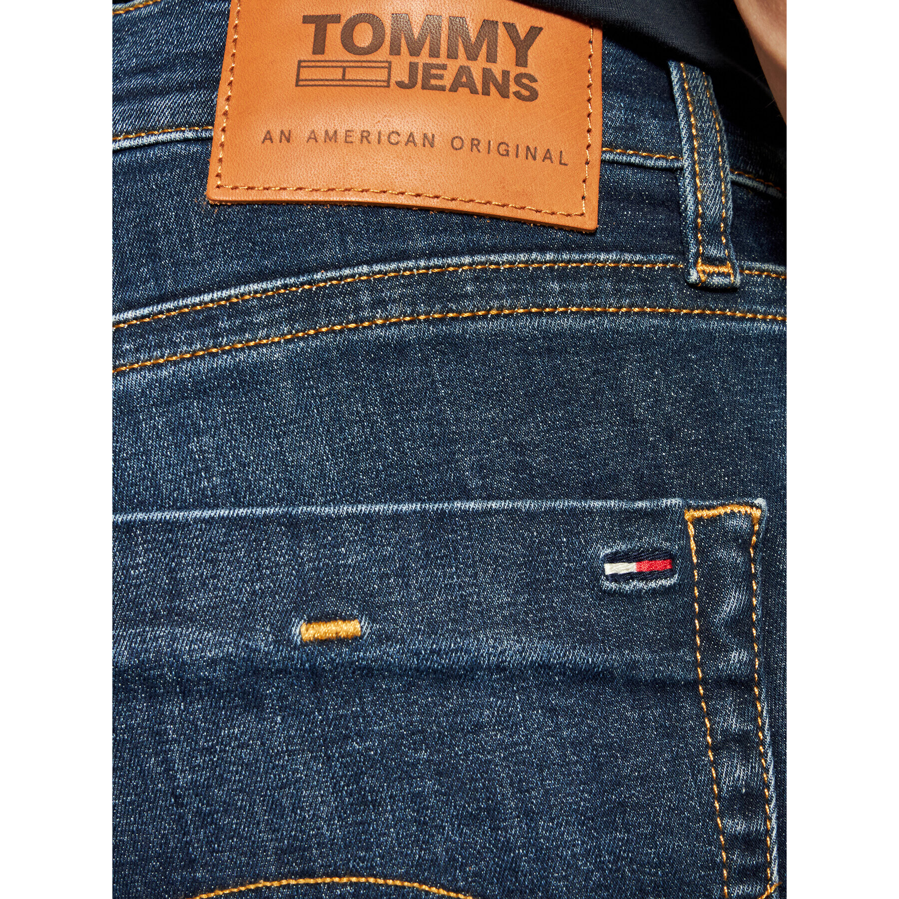 Tommy Jeans Дънки тип Slim Fit DM0DM03957 Тъмносин Slim Fit - Pepit.bg