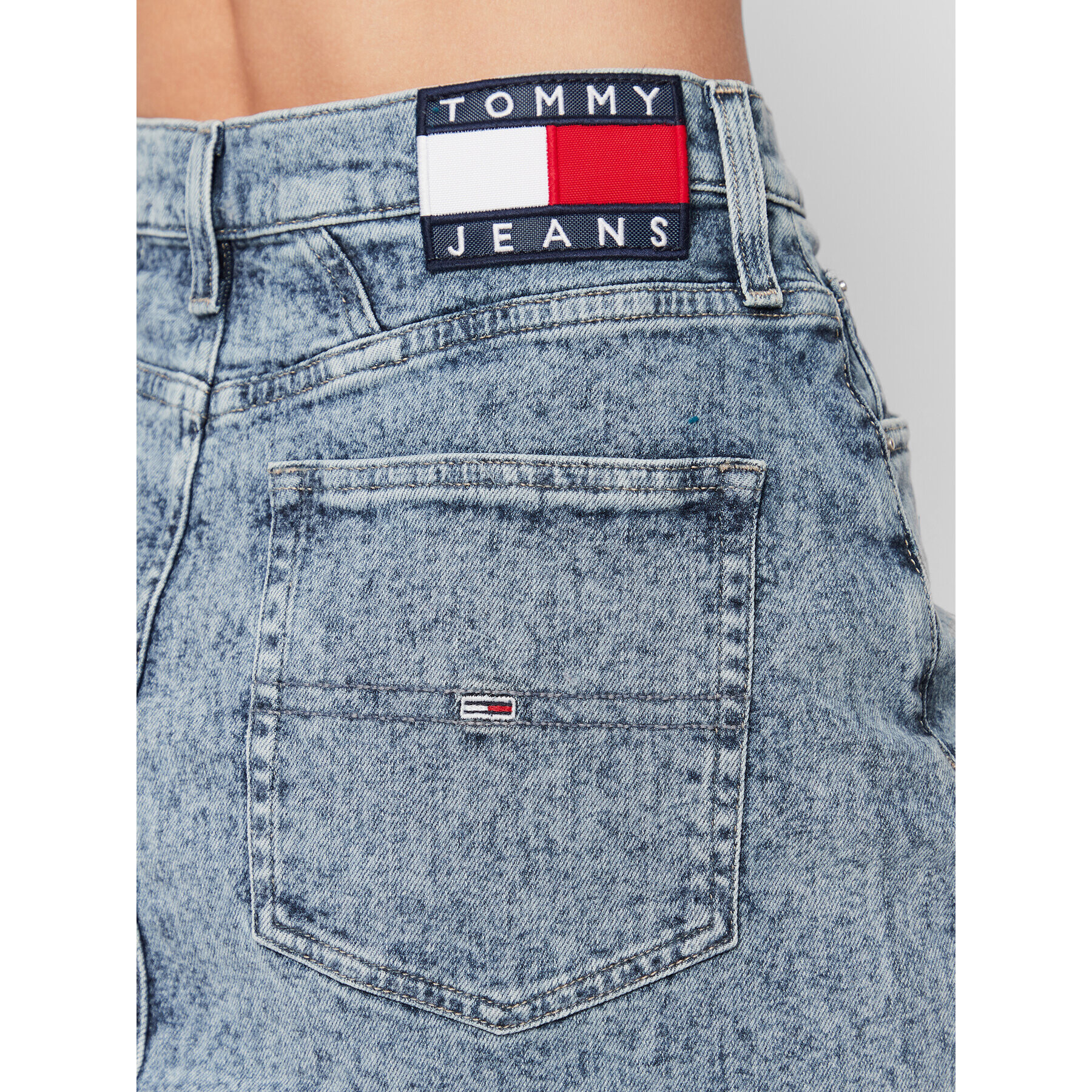 Tommy Jeans Дънкова пола DW0DW13404 Син Mom Fit - Pepit.bg