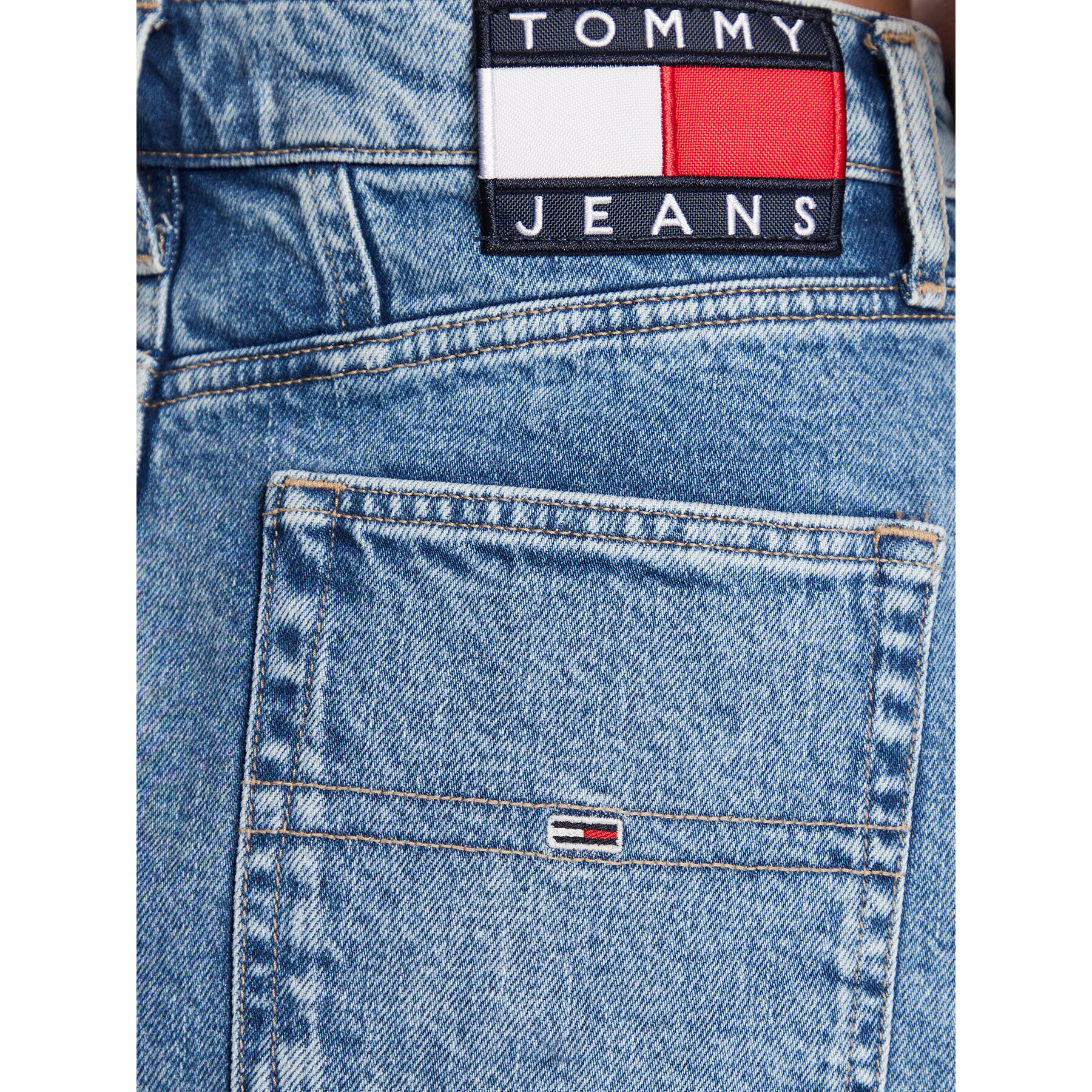 Tommy Jeans Дънкова пола Mom DW0DW14836 Син Regular Fit - Pepit.bg