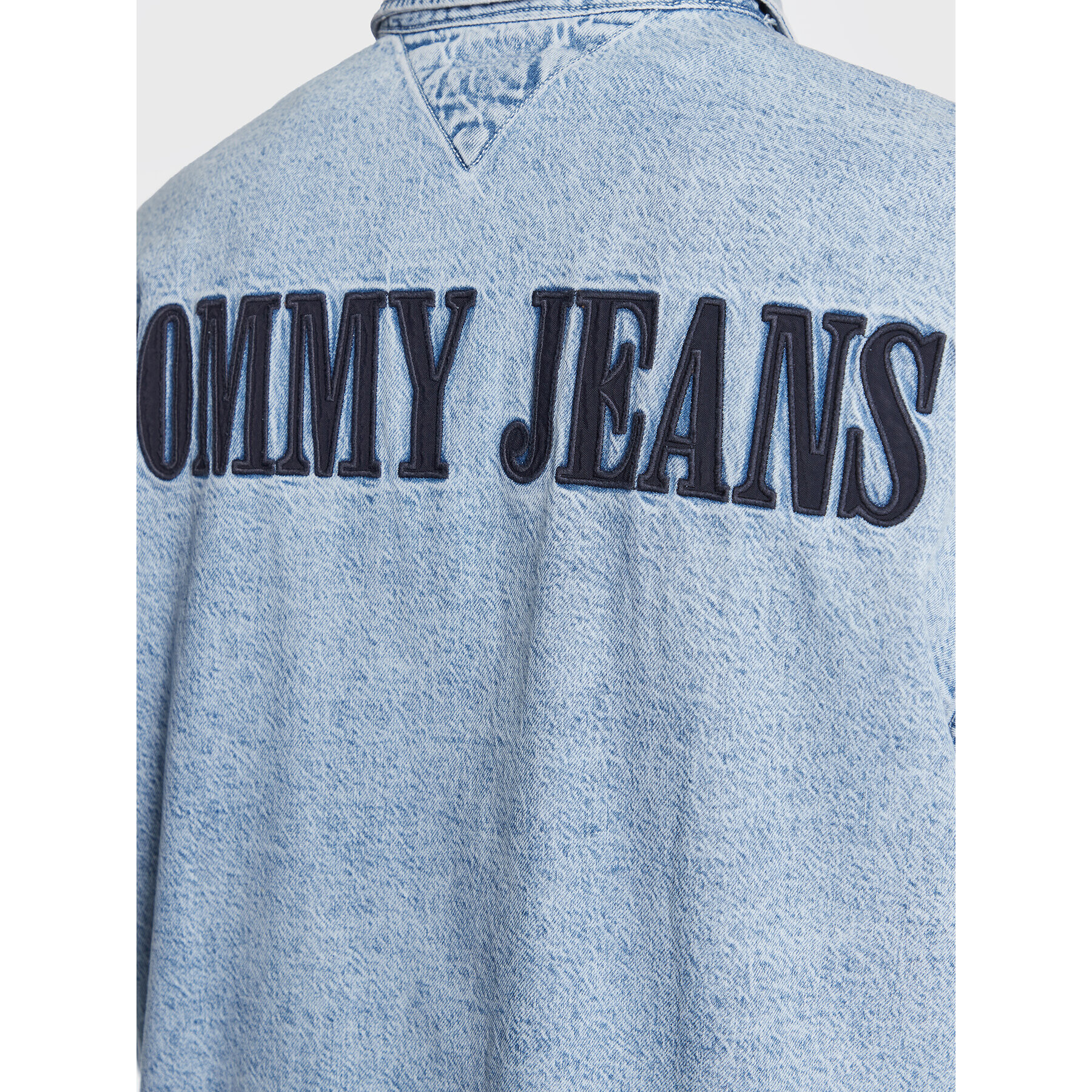 Tommy Jeans дънкова риза Graphic Archive DM0DM15625 Син Relaxed Fit - Pepit.bg