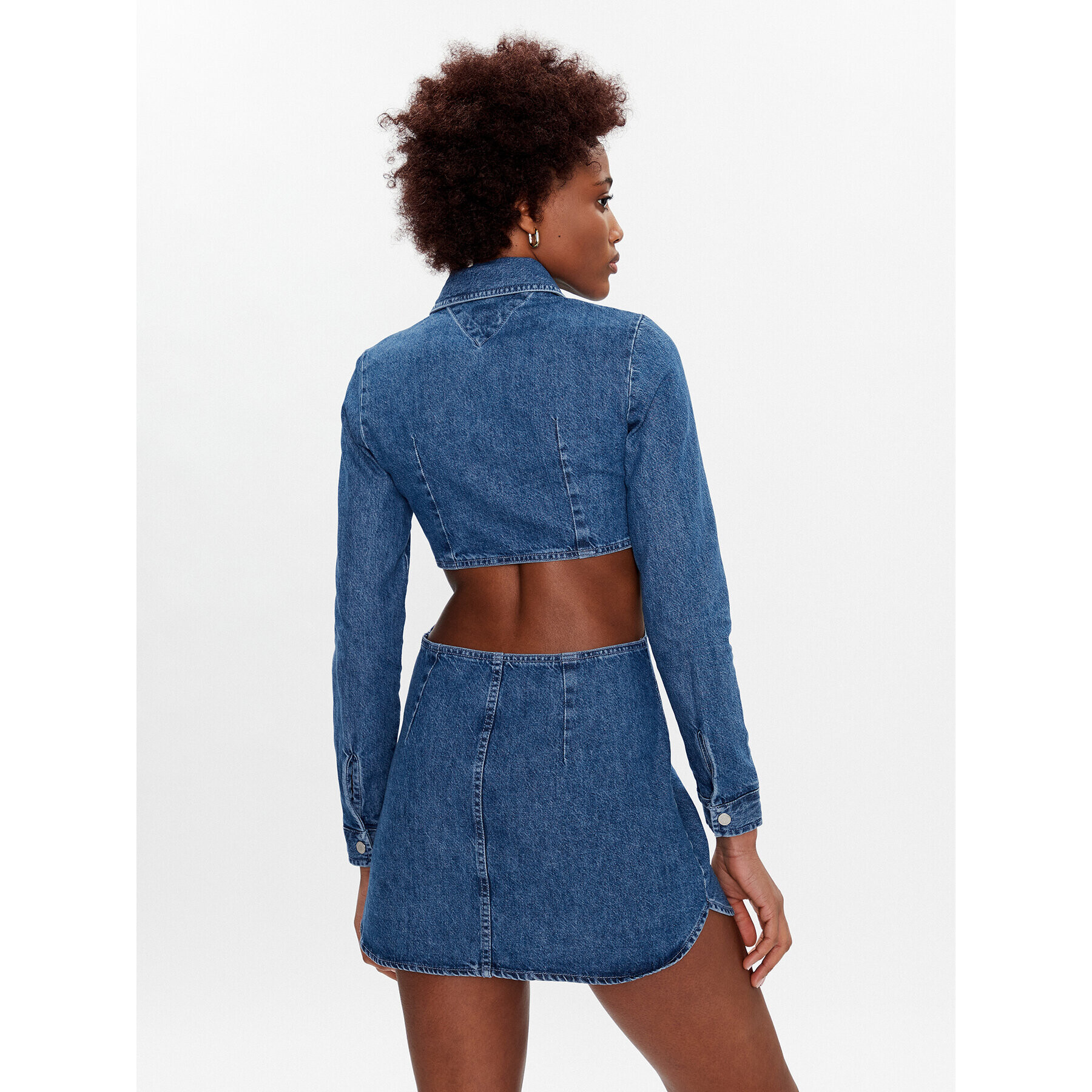 Tommy Jeans Дънкова рокля Cut Out Fitted DW0DW15013 Син Regular Fit - Pepit.bg