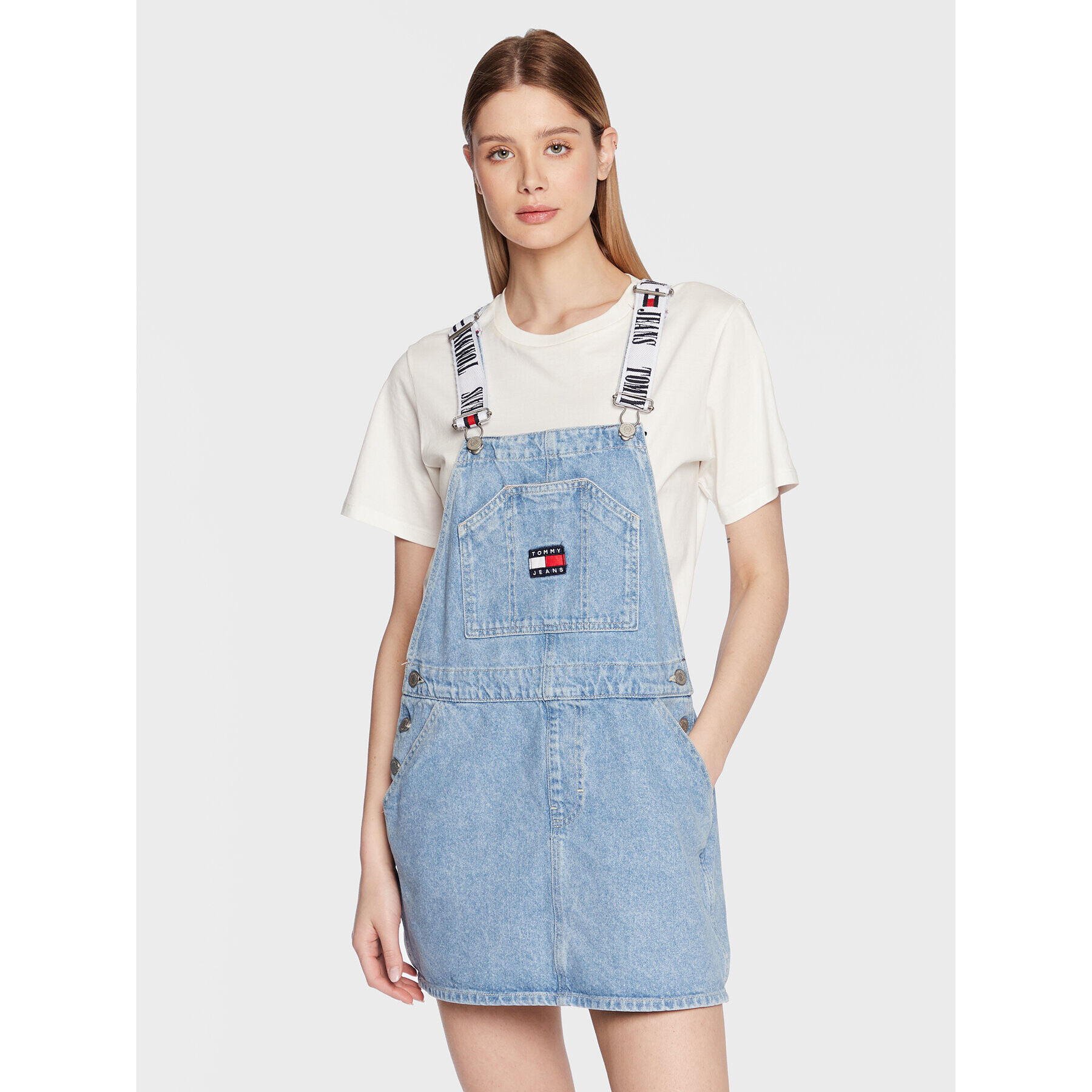Tommy Jeans Дънкова рокля Dungaree DW0DW14843 Син Regular Fit - Pepit.bg