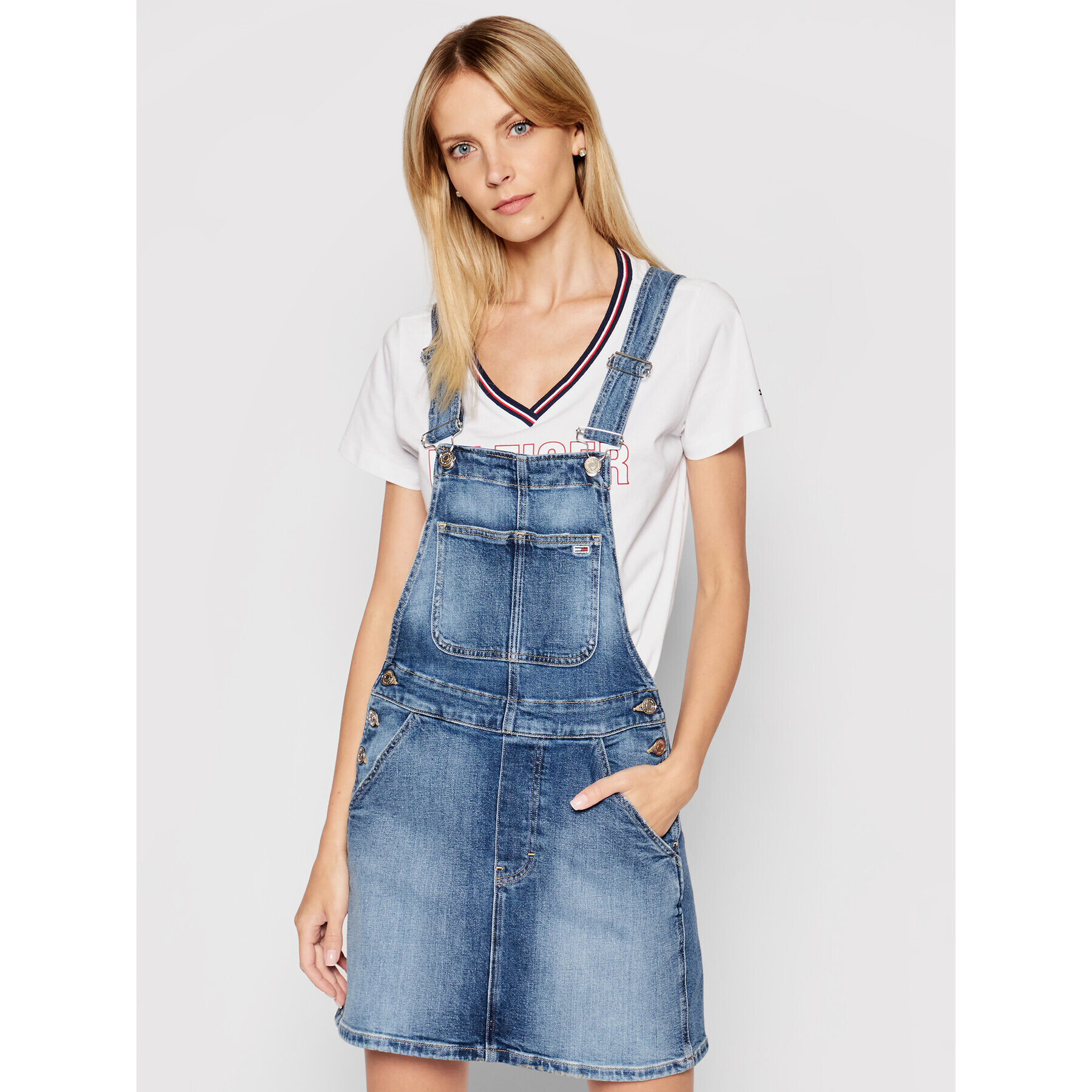 Tommy Jeans Дънкова рокля Classic DW0DW10111 Син Regular Fit - Pepit.bg