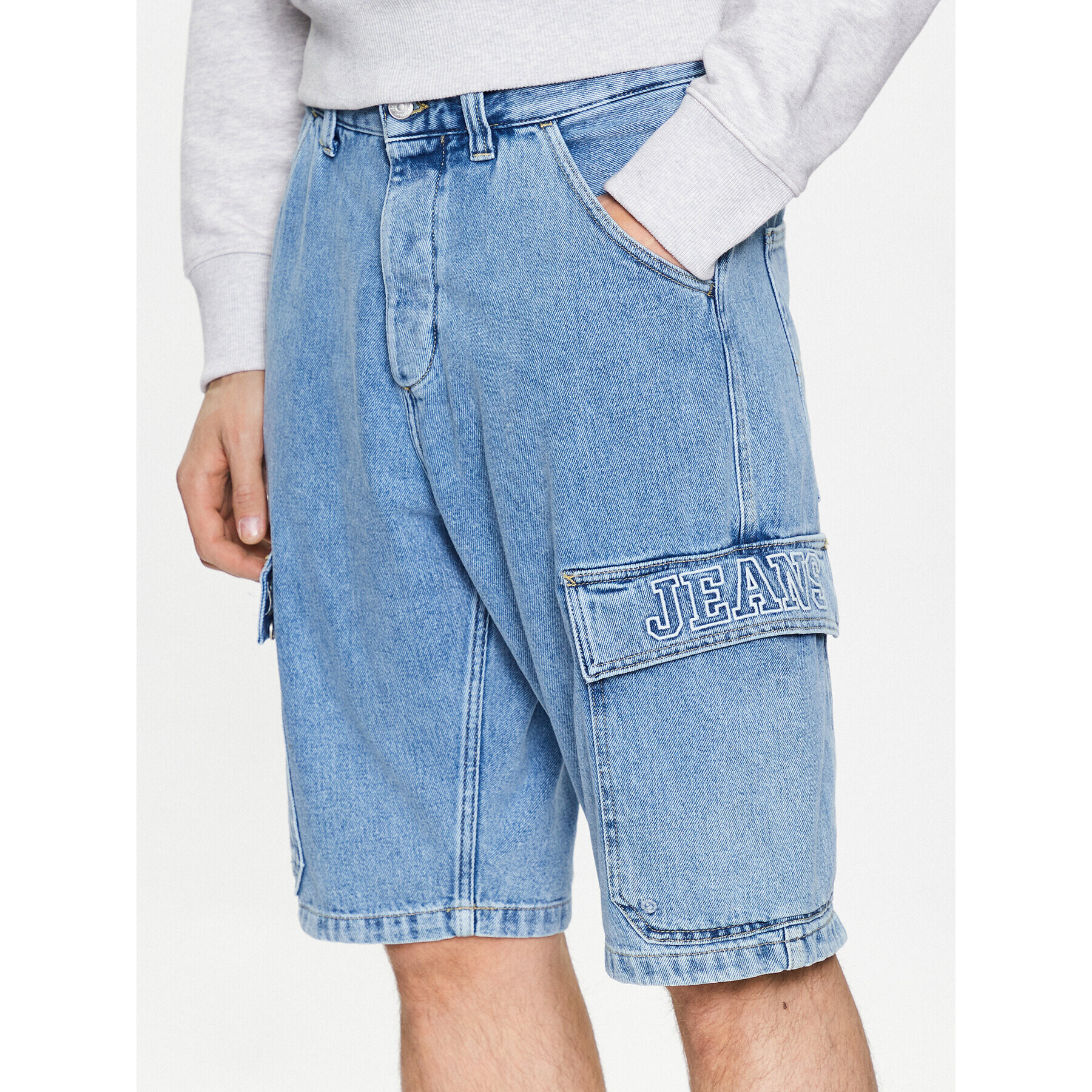 Tommy Jeans Дънкови шорти Aiden DM0DM16411 Син Relaxed Fit - Pepit.bg