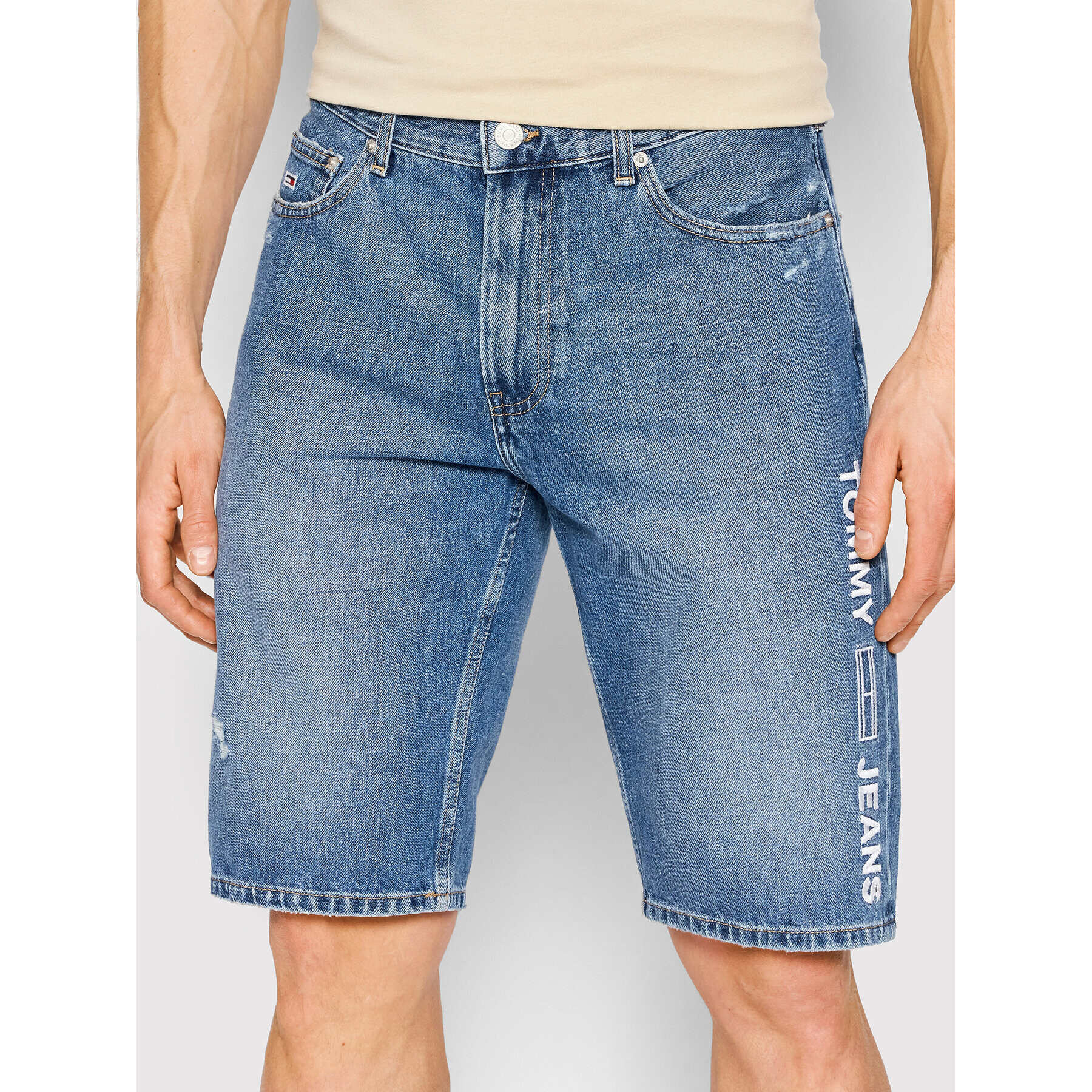 Tommy Jeans Дънкови шорти Dad DM0DM12669 Син Regular Fit - Pepit.bg