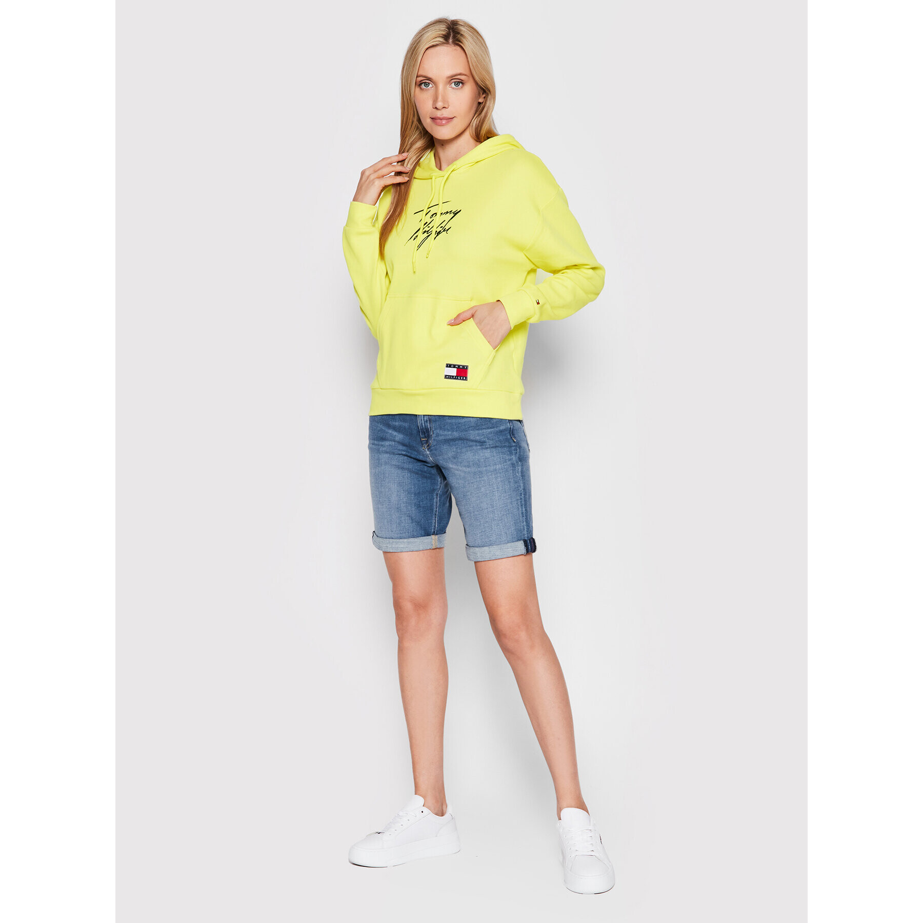Tommy Jeans Дънкови шорти DW0DW12518 Син Regular Fit - Pepit.bg