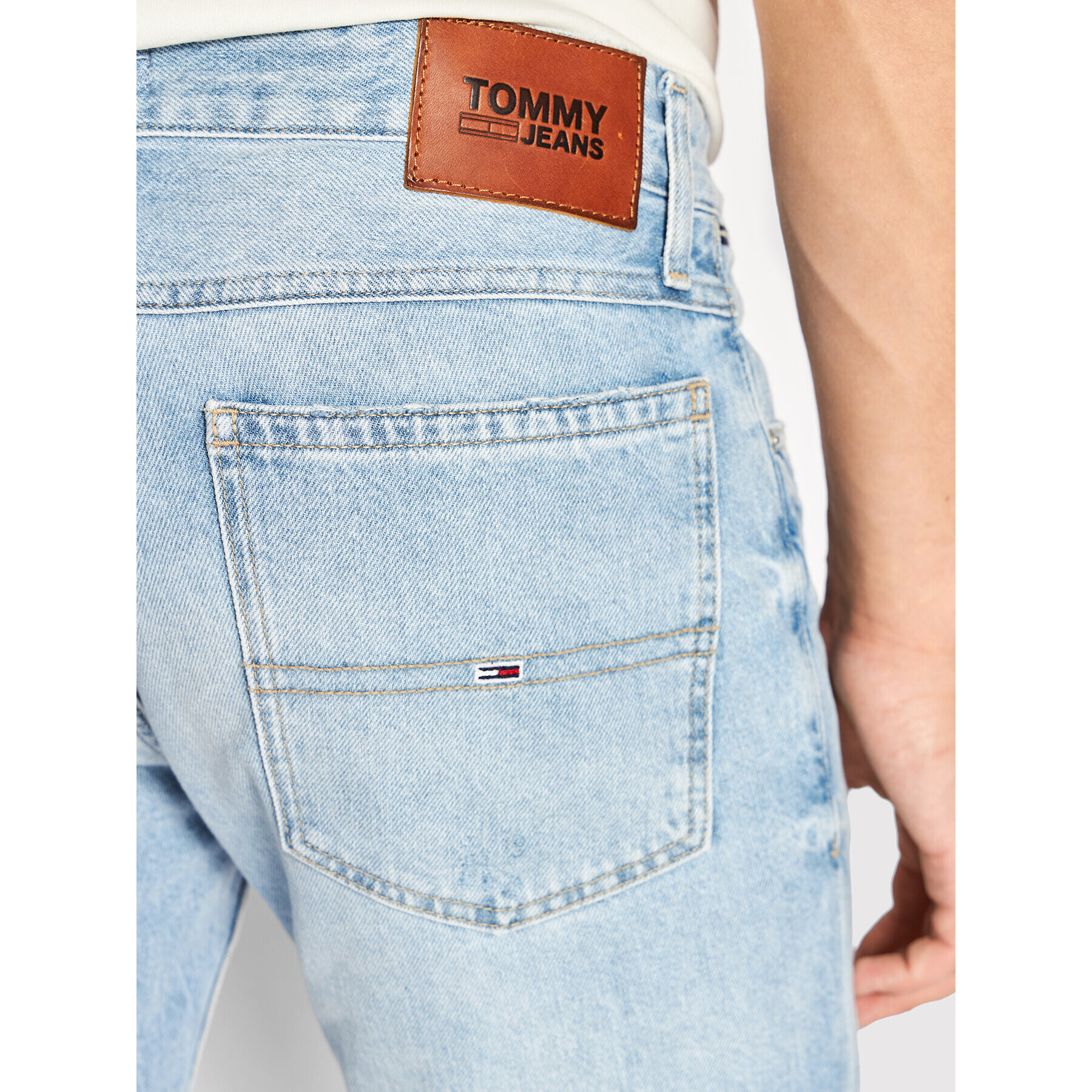 Tommy Jeans Дънкови шорти Ronnie DM0DM13266 Син Regular Fit - Pepit.bg