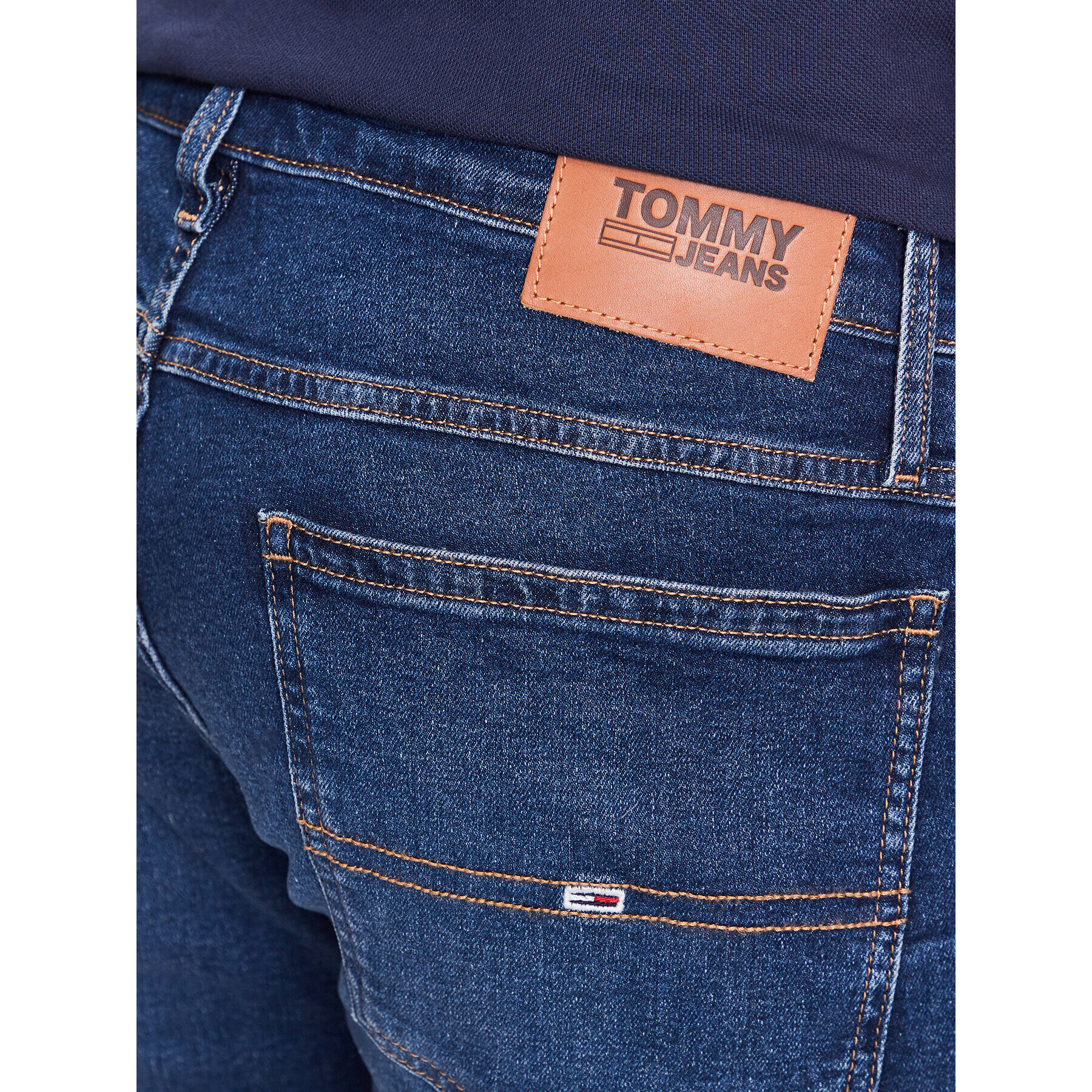 Tommy Jeans Дънкови шорти Ronnie DM0DM16144 Тъмносин Relaxed Fit - Pepit.bg