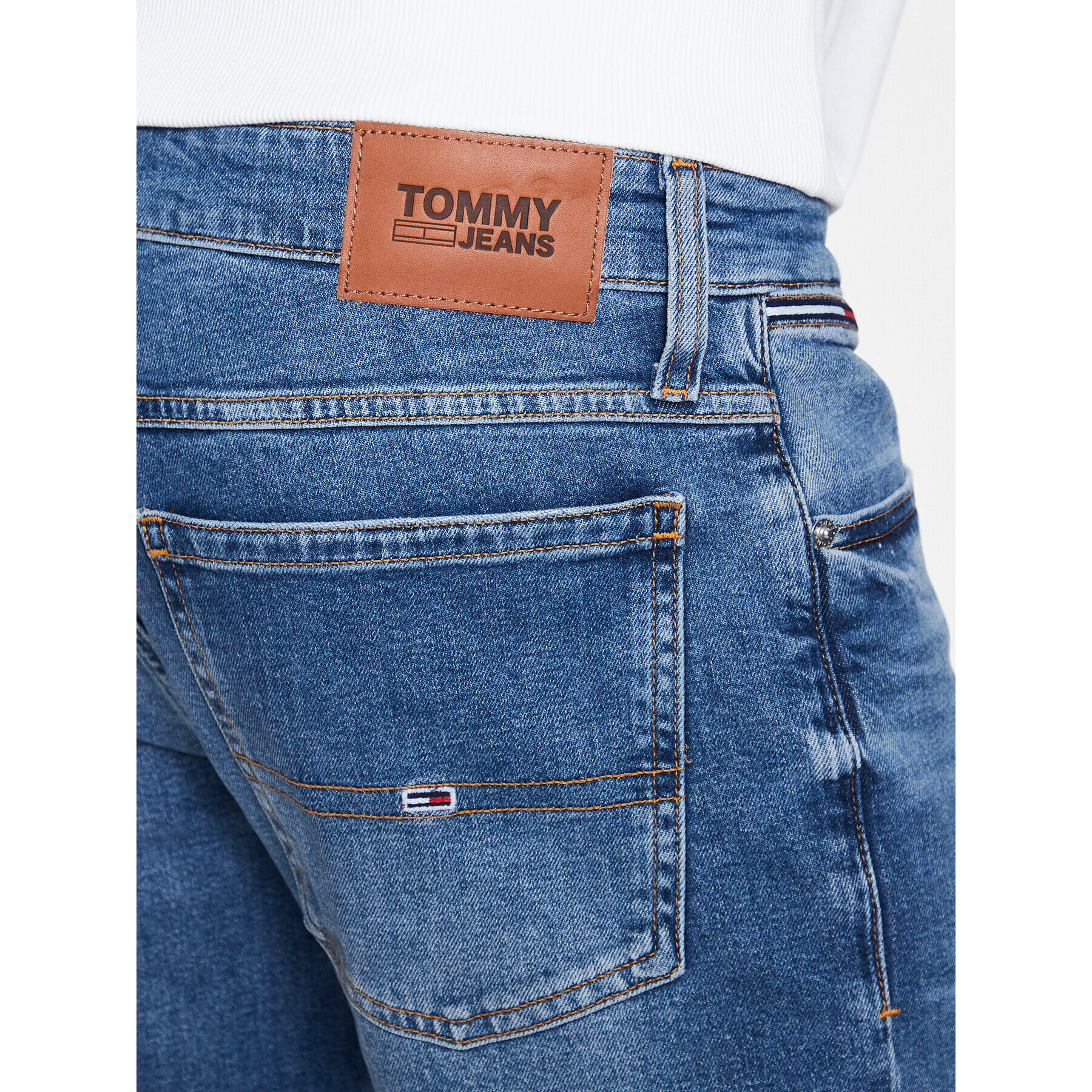 Tommy Jeans Дънкови шорти Ronnie DM0DM16145 Син Relaxed Fit - Pepit.bg