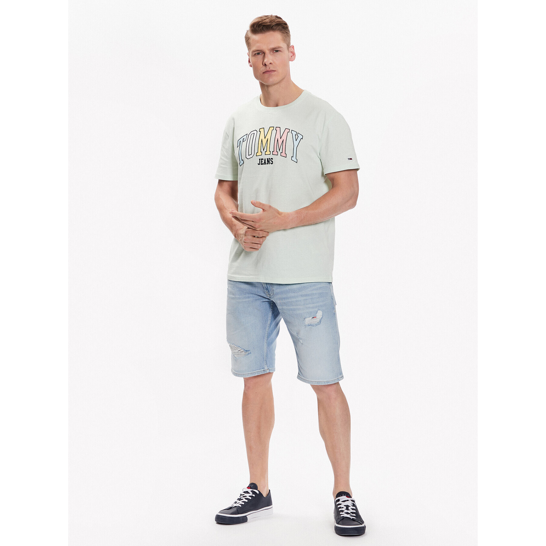 Tommy Jeans Дънкови шорти Ronnie DM0DM16147 Син Relaxed Fit - Pepit.bg