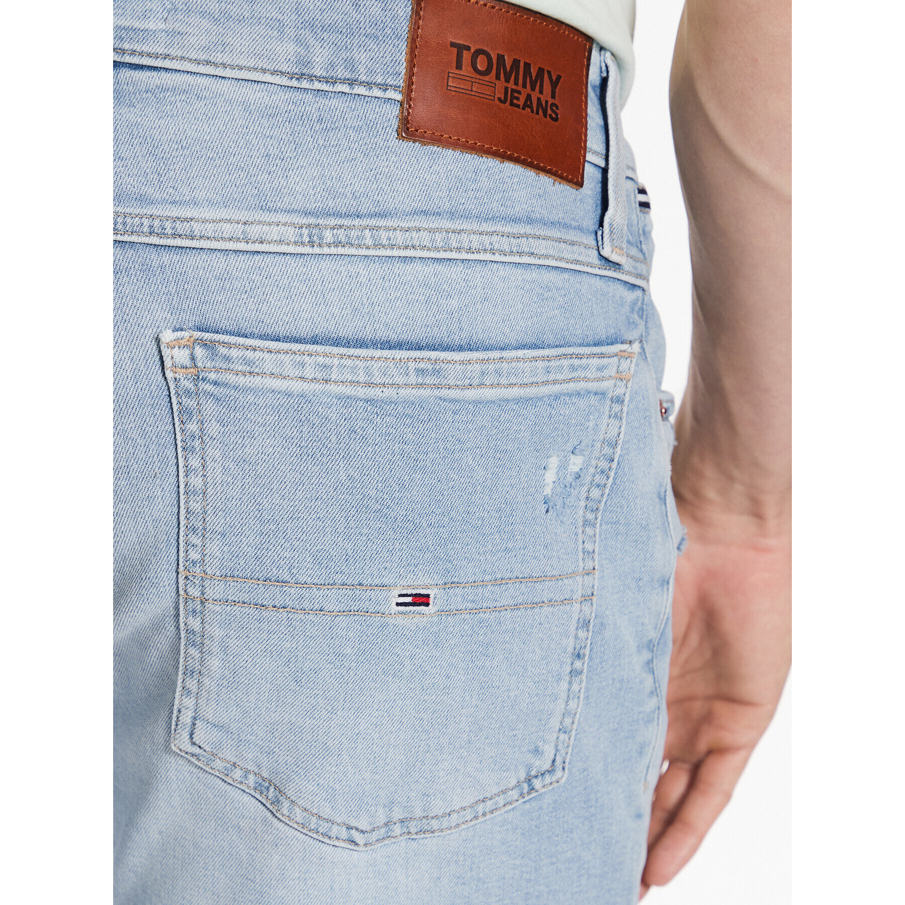 Tommy Jeans Дънкови шорти Ronnie DM0DM16147 Син Relaxed Fit - Pepit.bg