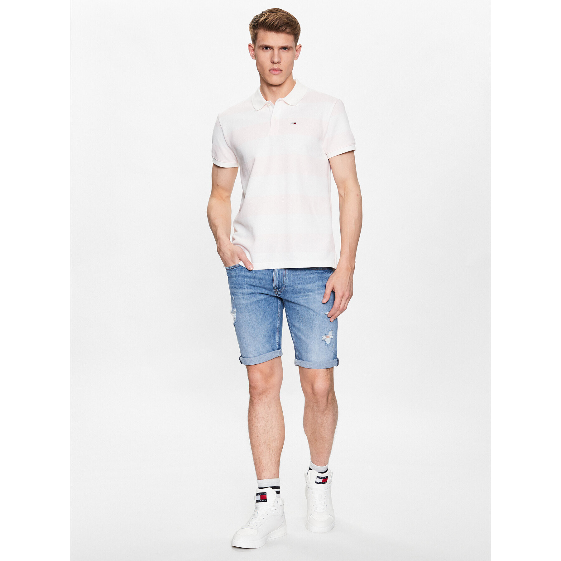 Tommy Jeans Дънкови шорти Ronnie DM0DM16148 Син Relaxed Fit - Pepit.bg