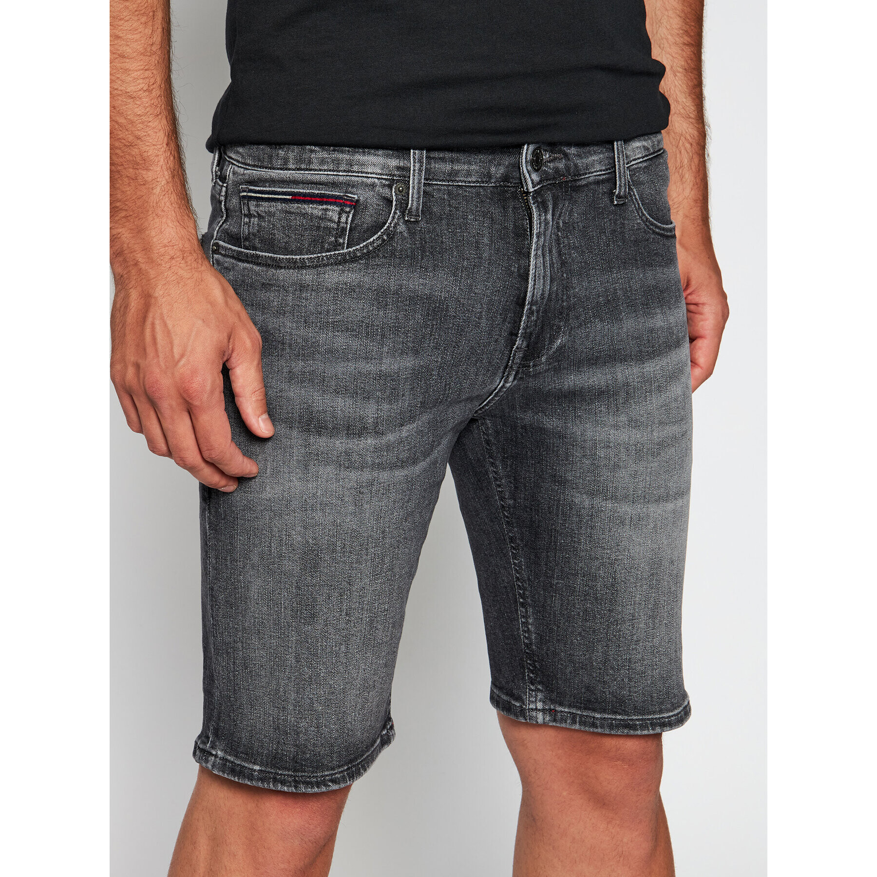 Tommy Jeans Дънкови шорти Scanton DM0DM07982 Сив Slim Fit - Pepit.bg