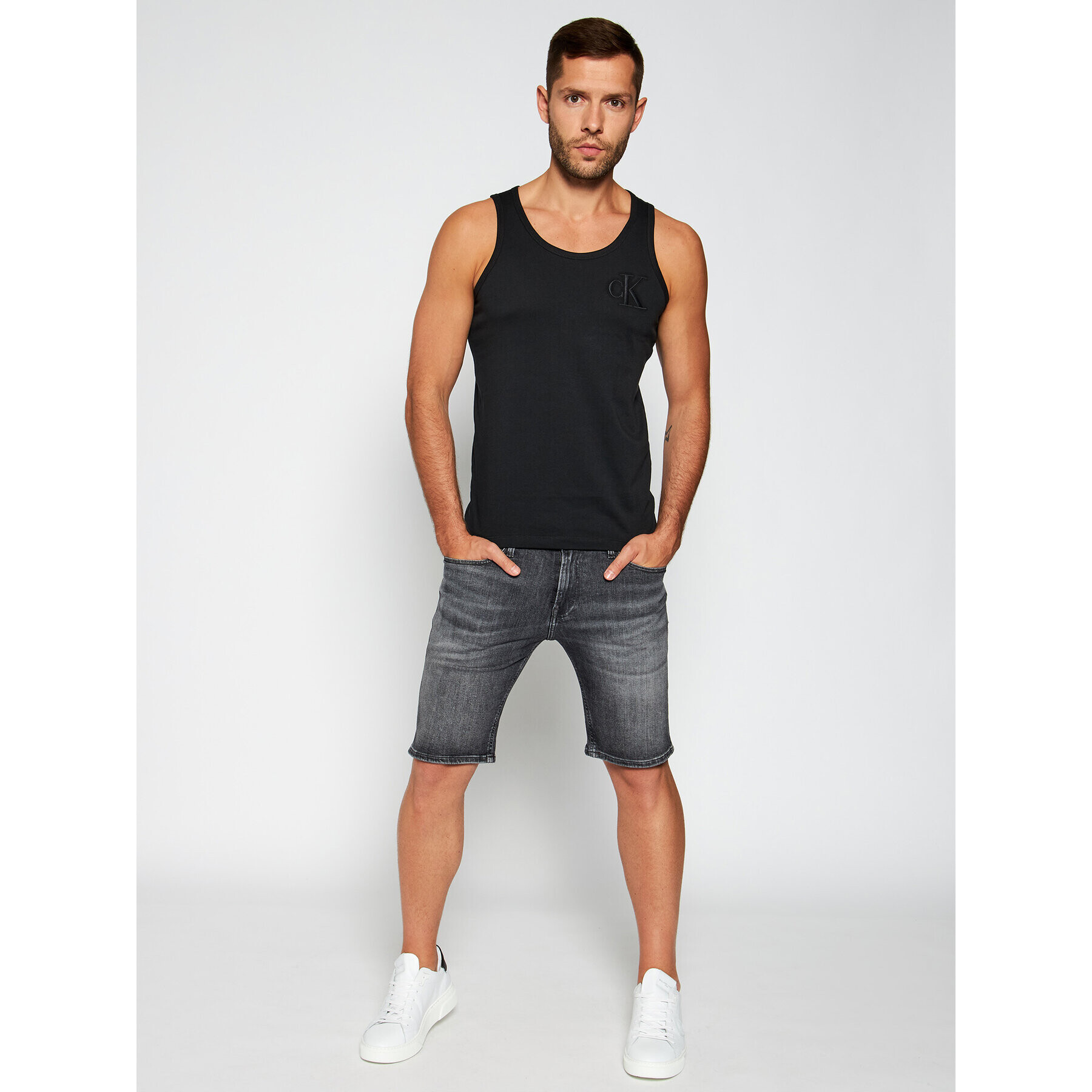 Tommy Jeans Дънкови шорти Scanton DM0DM07982 Сив Slim Fit - Pepit.bg