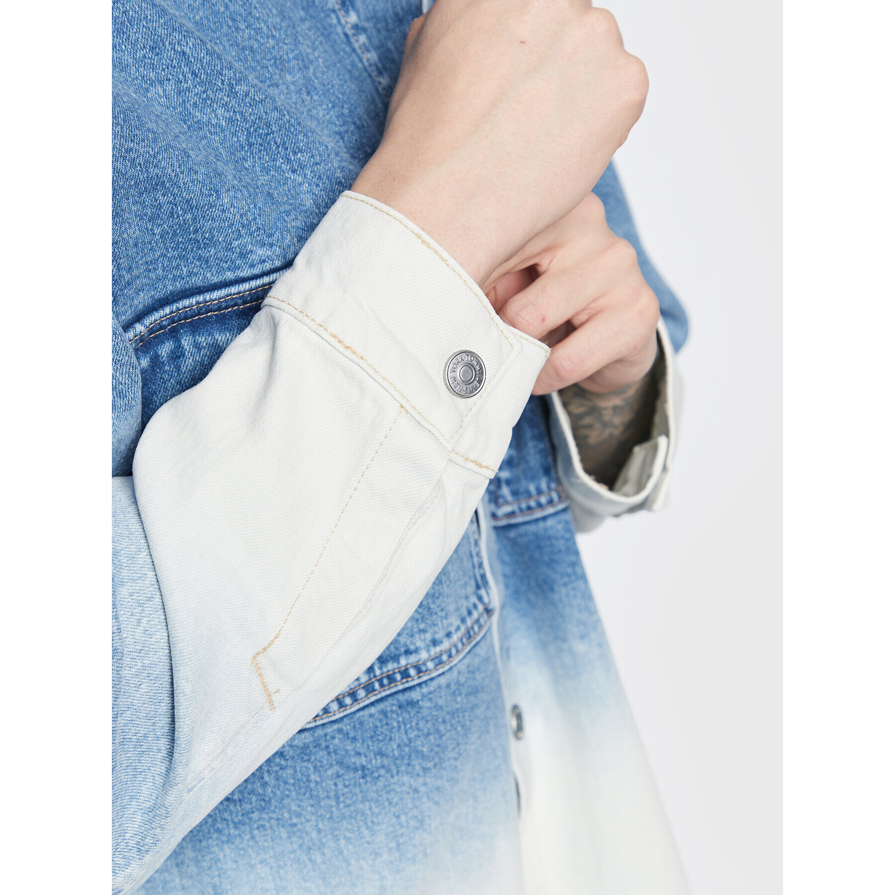 Tommy Jeans Дънково яке DM0DM15624 Син Oversize - Pepit.bg