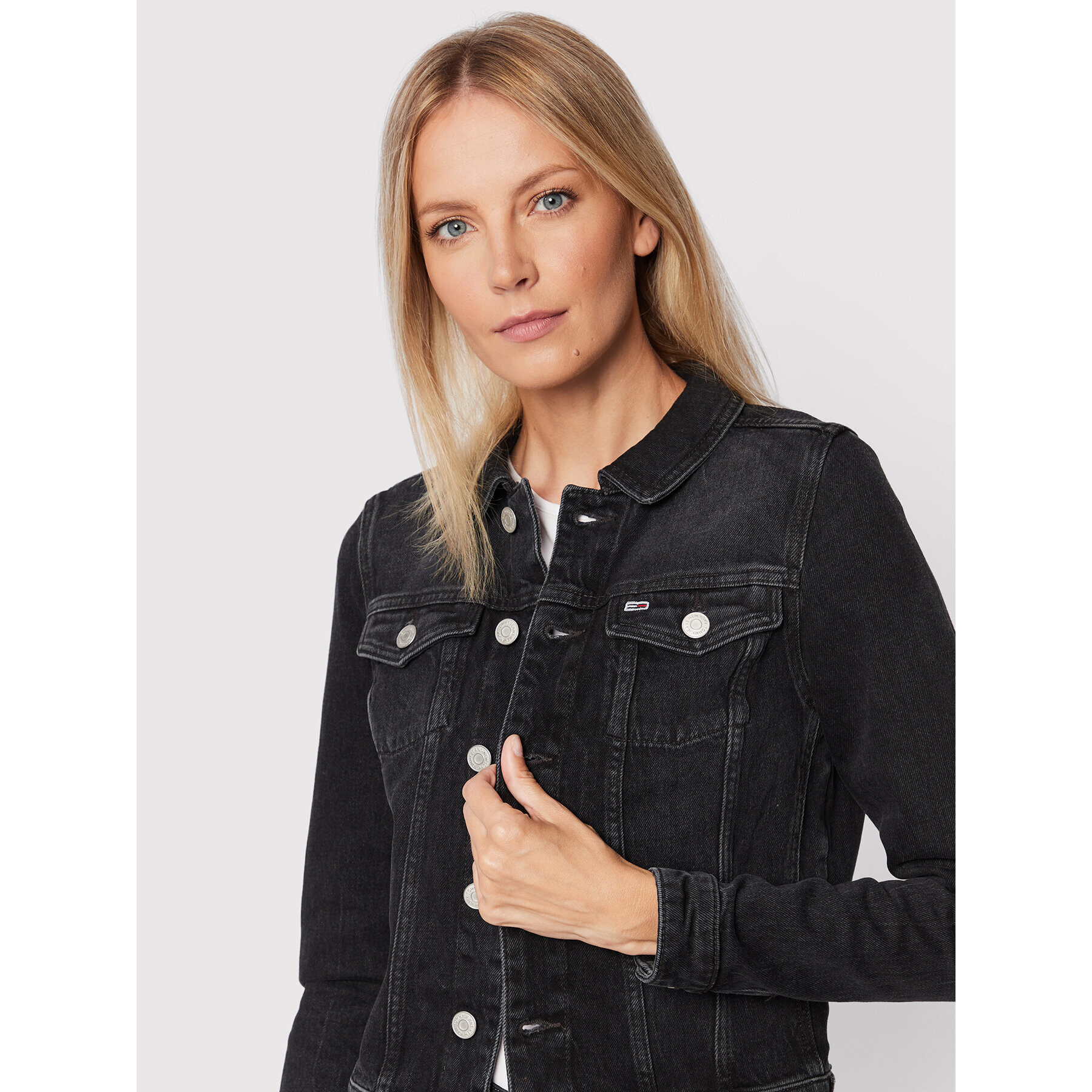 Tommy Jeans Дънково яке DW0DW13402 Черен Regular Fit - Pepit.bg