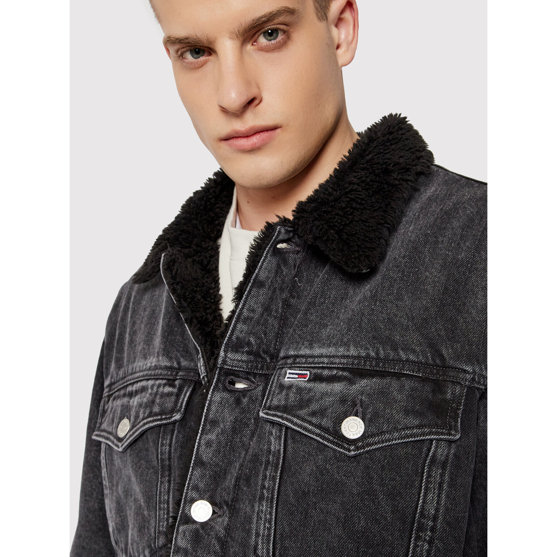 Tommy Jeans Дънково яке Sherpa DM0DM11569 Черен Oversize - Pepit.bg