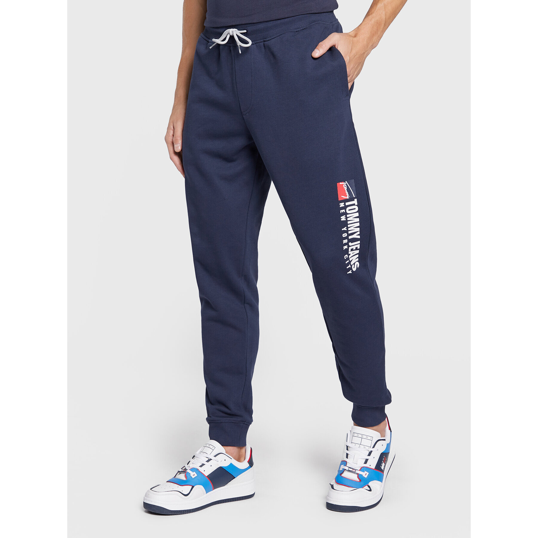 Tommy Jeans Долнище анцуг Entry Athletics DM0DM14273 Тъмносин Regular Fit - Pepit.bg