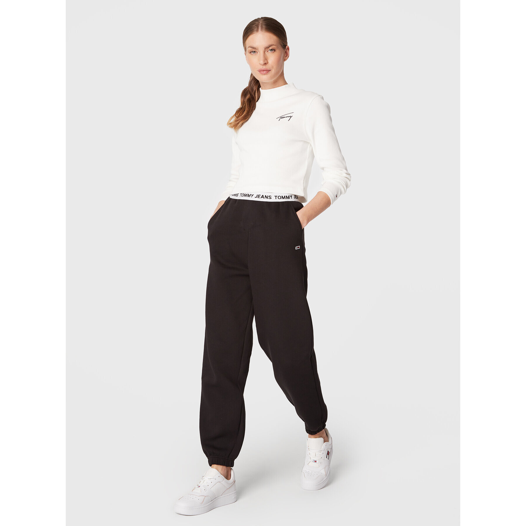 Tommy Jeans Долнище анцуг Logo DW0DW14432 Черен Regular Fit - Pepit.bg