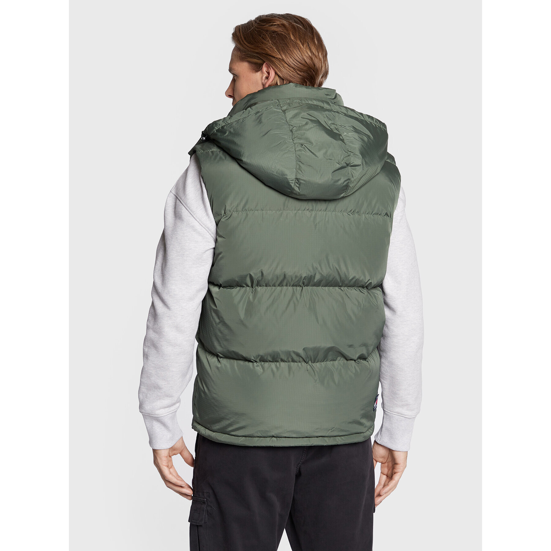 Tommy Jeans Елек Alaska Vest DM0DM14447 Зелен Regular Fit - Pepit.bg