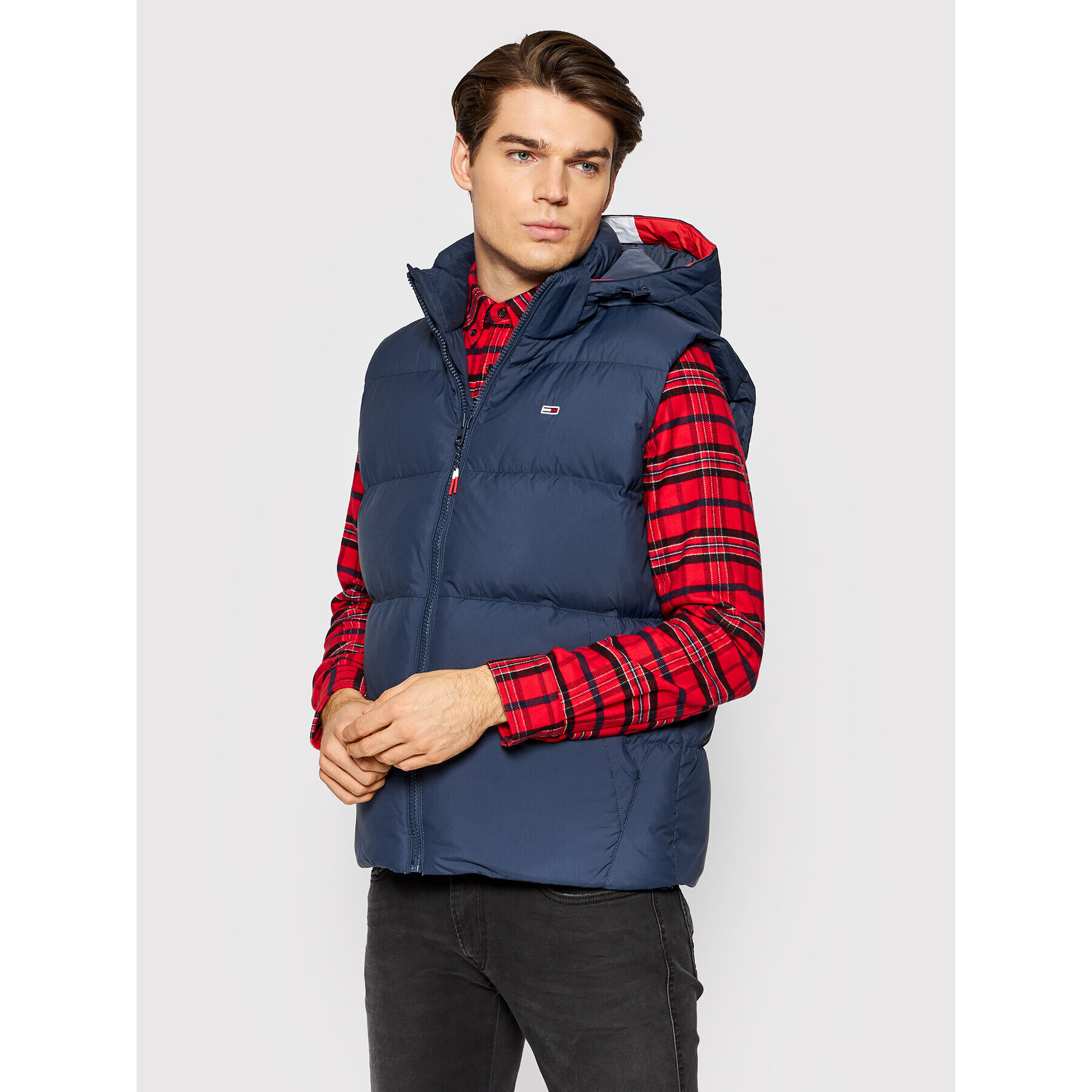 Tommy Jeans Елек Essential DM0DM11215 Тъмносин Regular Fit - Pepit.bg