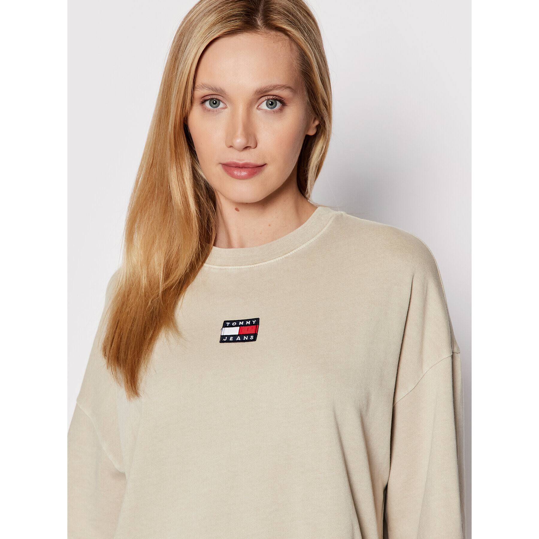 Tommy Jeans Ежедневна рокля DW0DW10370 Бежов Oversize - Pepit.bg
