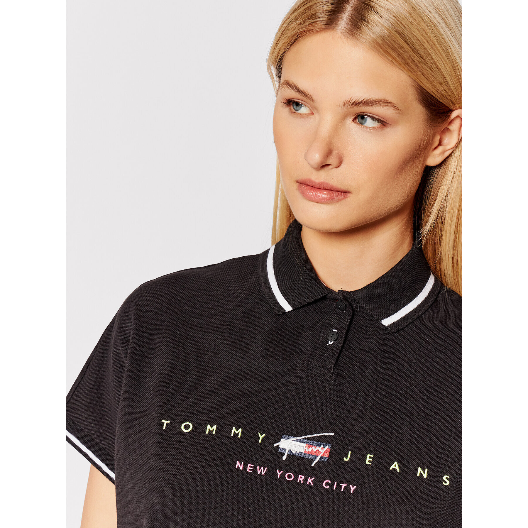 Tommy Jeans Ежедневна рокля Modern Logo DW0DW09854 Черен Regular Fit - Pepit.bg