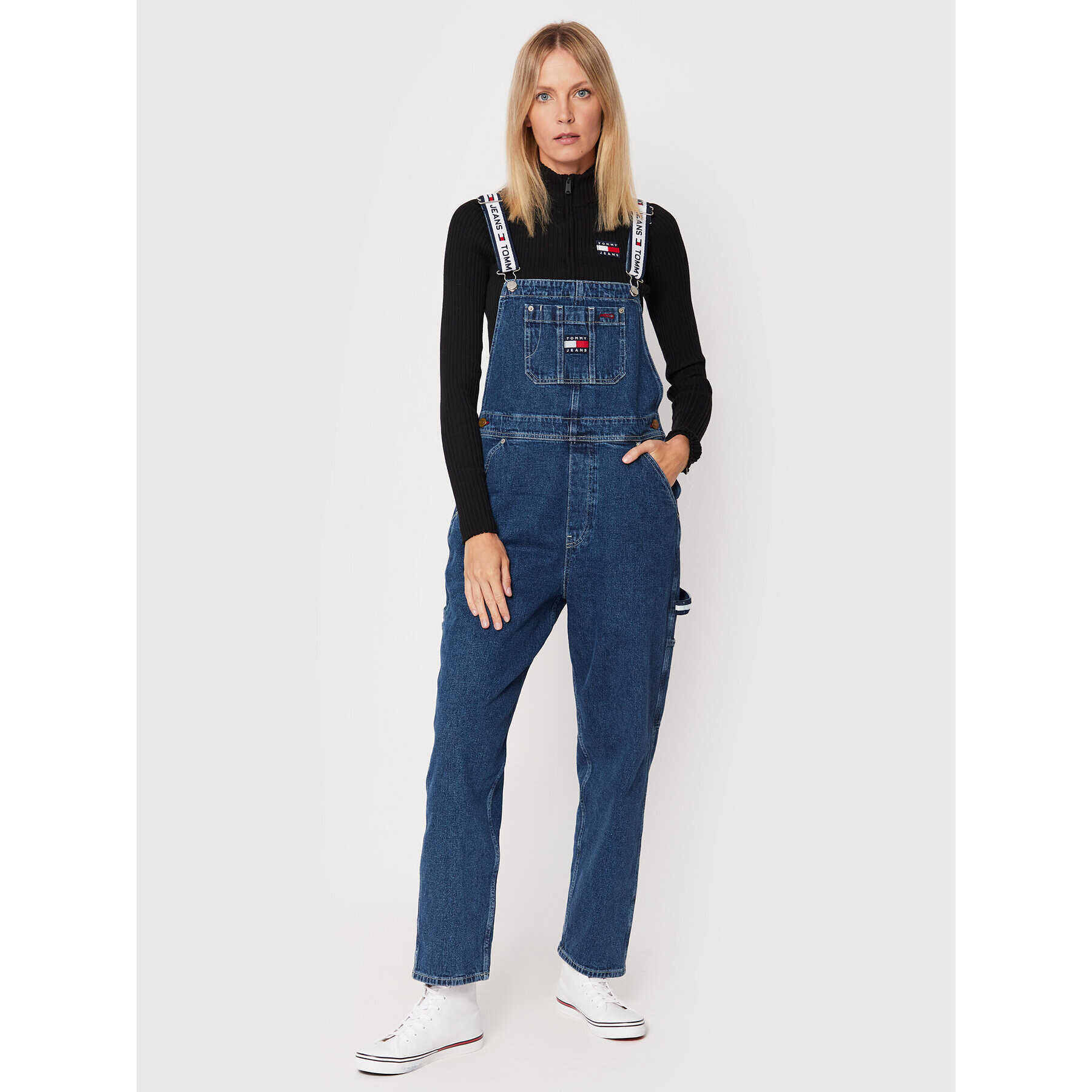 Tommy Jeans Гащеризон с презрамки Tjw Denim Dungaree DW0DW13411 Тъмносин Relaxed Fit - Pepit.bg