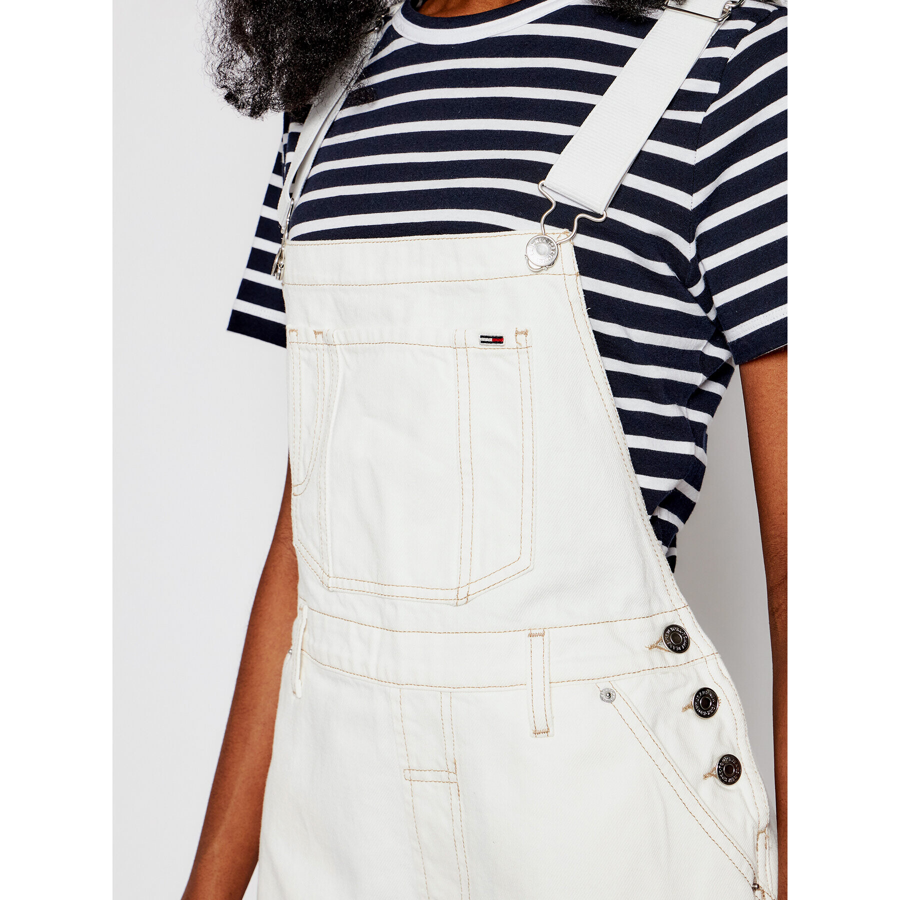 Tommy Jeans Гащеризон с презрамки Dungaree DW0DW10109 Бял Oversize - Pepit.bg