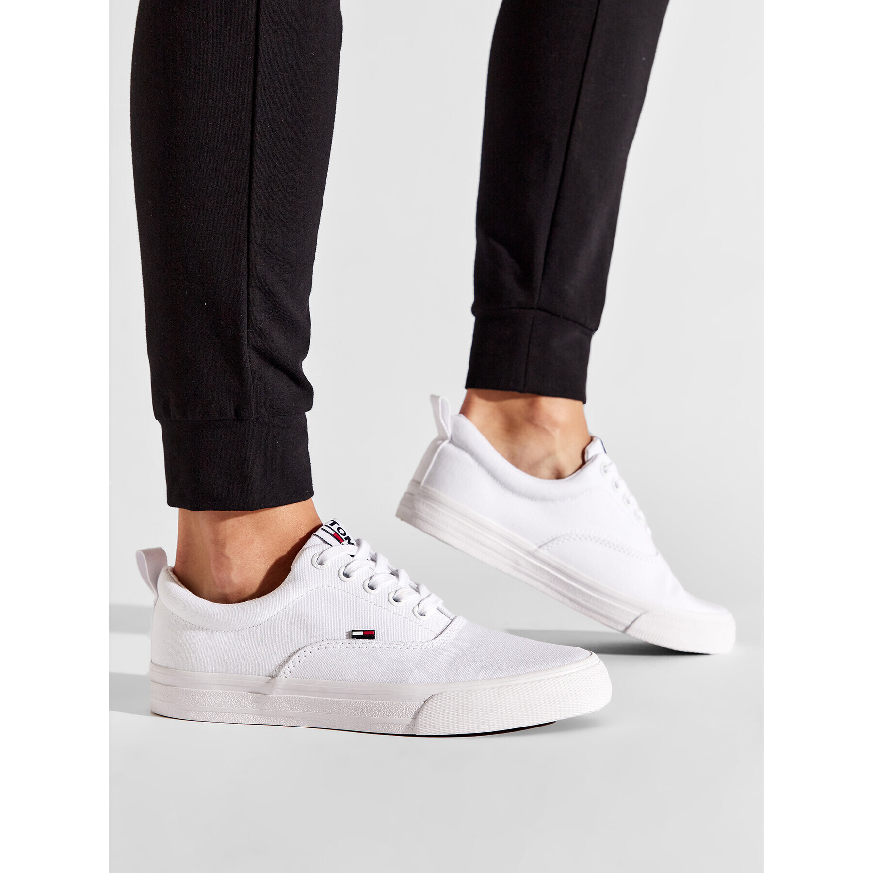 Tommy Jeans Гуменки Classic Sneaker EN0EN00986 Бял - Pepit.bg