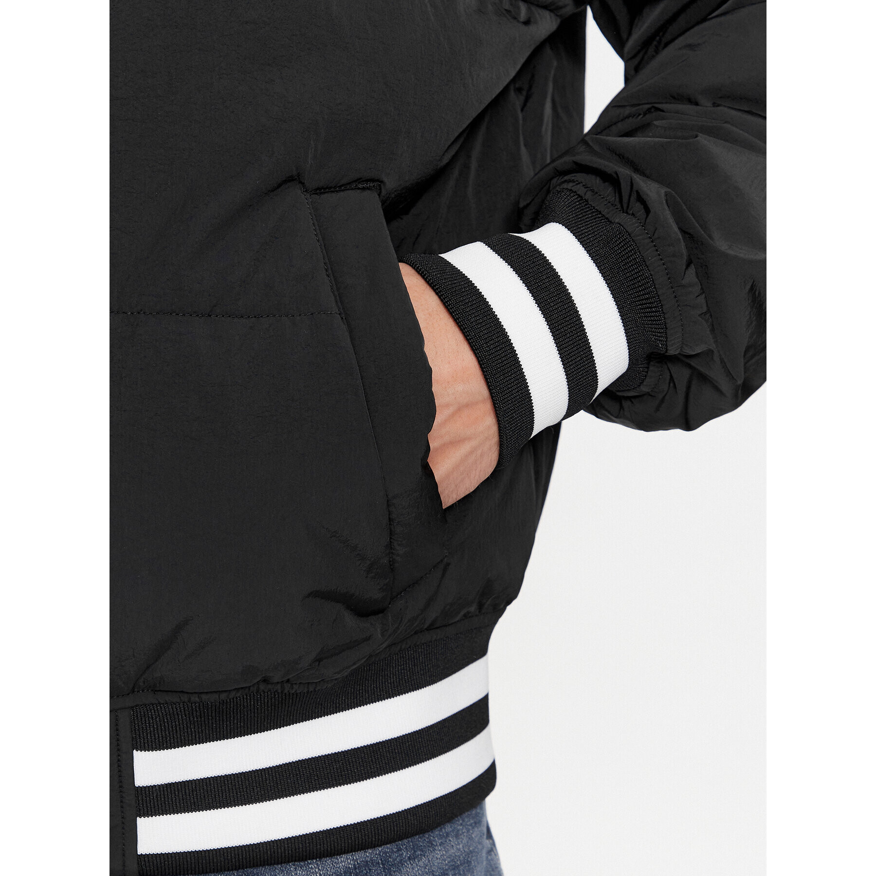Tommy Jeans Яке бомбър DM0DM17479 Черен Relaxed Fit - Pepit.bg